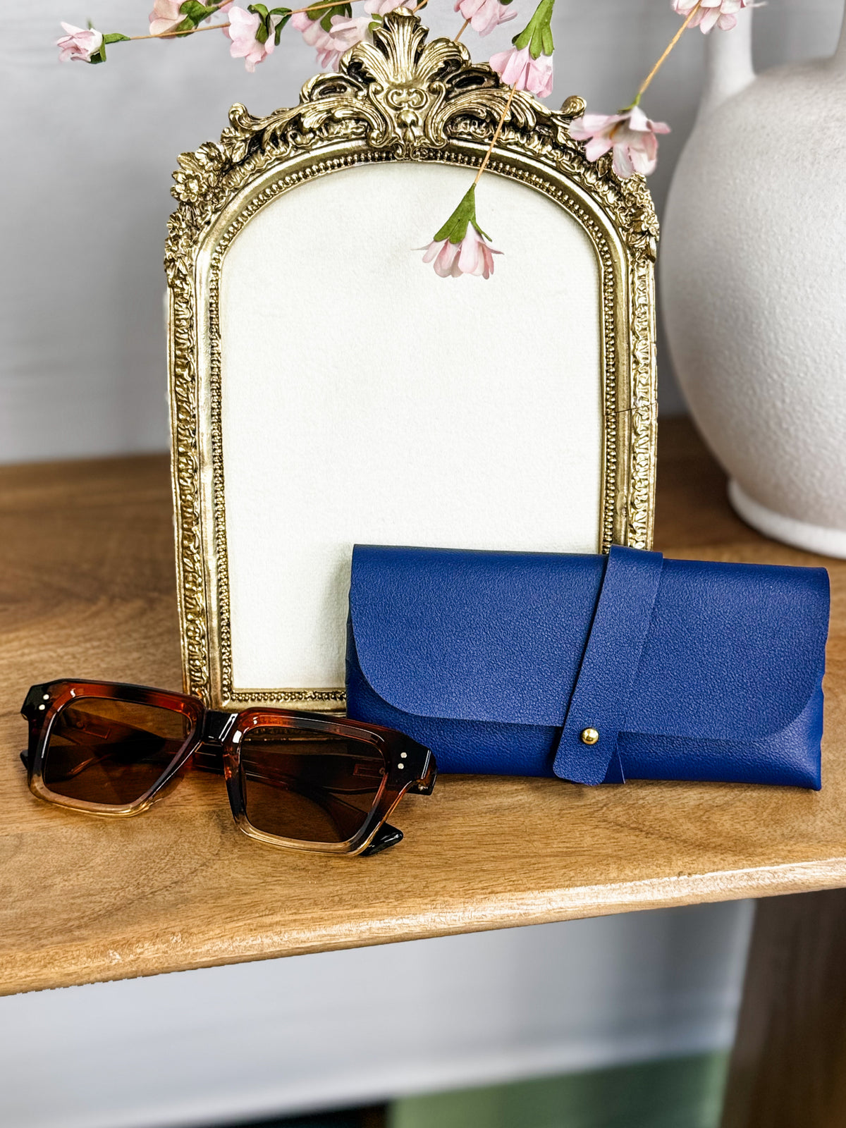 Square Sunglasses with Navy Case - EOS Final Sale