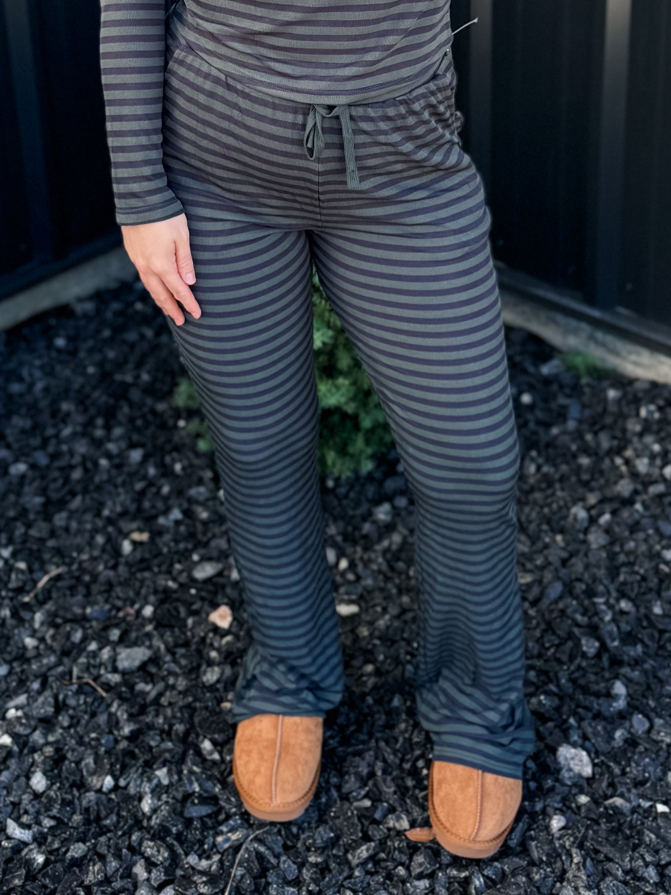 Stripe & Comfort Pants - Navy