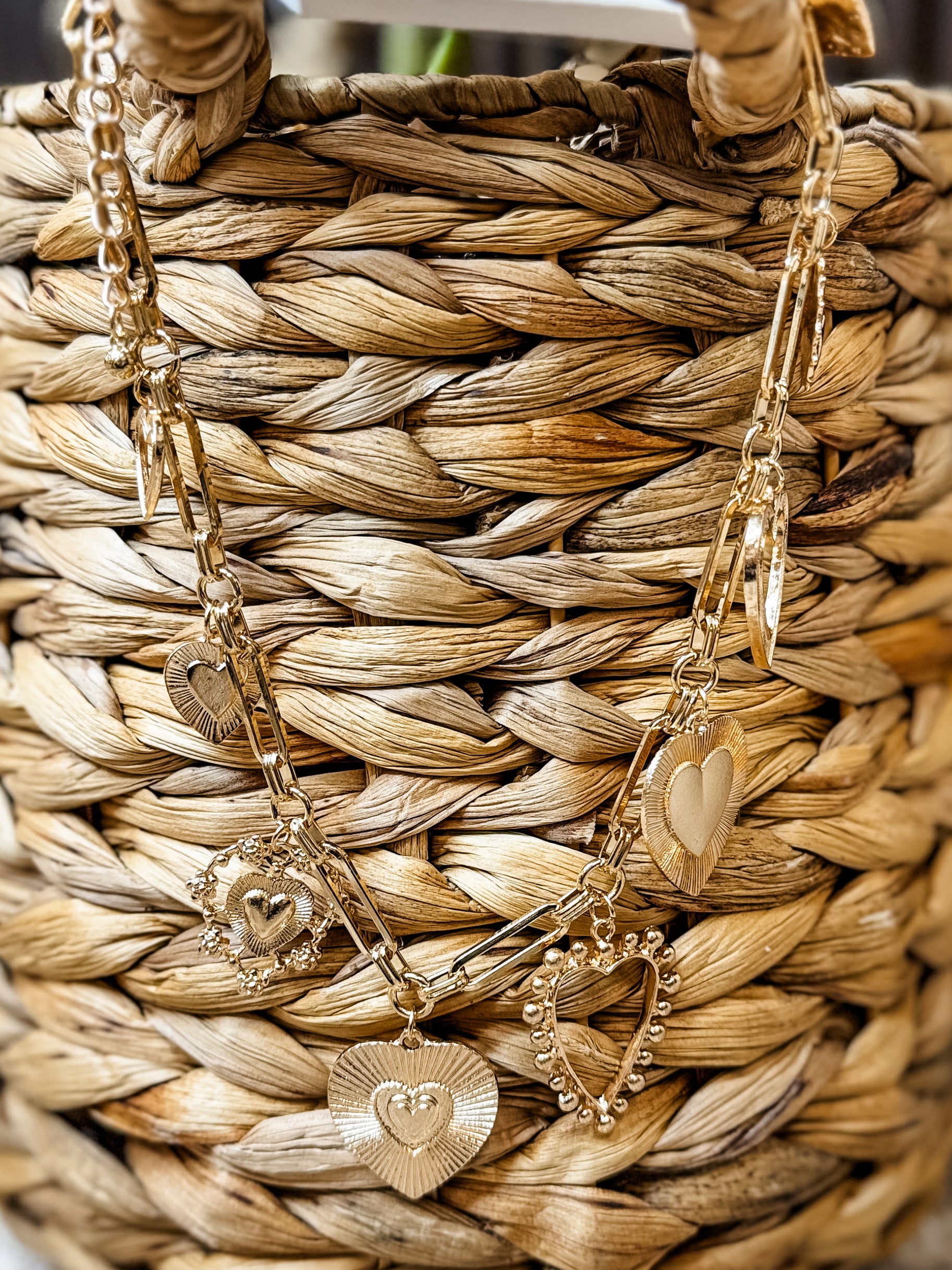 Bold Heart Charm Necklace | DOORBUSTER