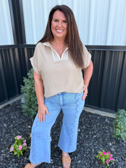 Lace Trim V-neck Short Sleeve Blouse