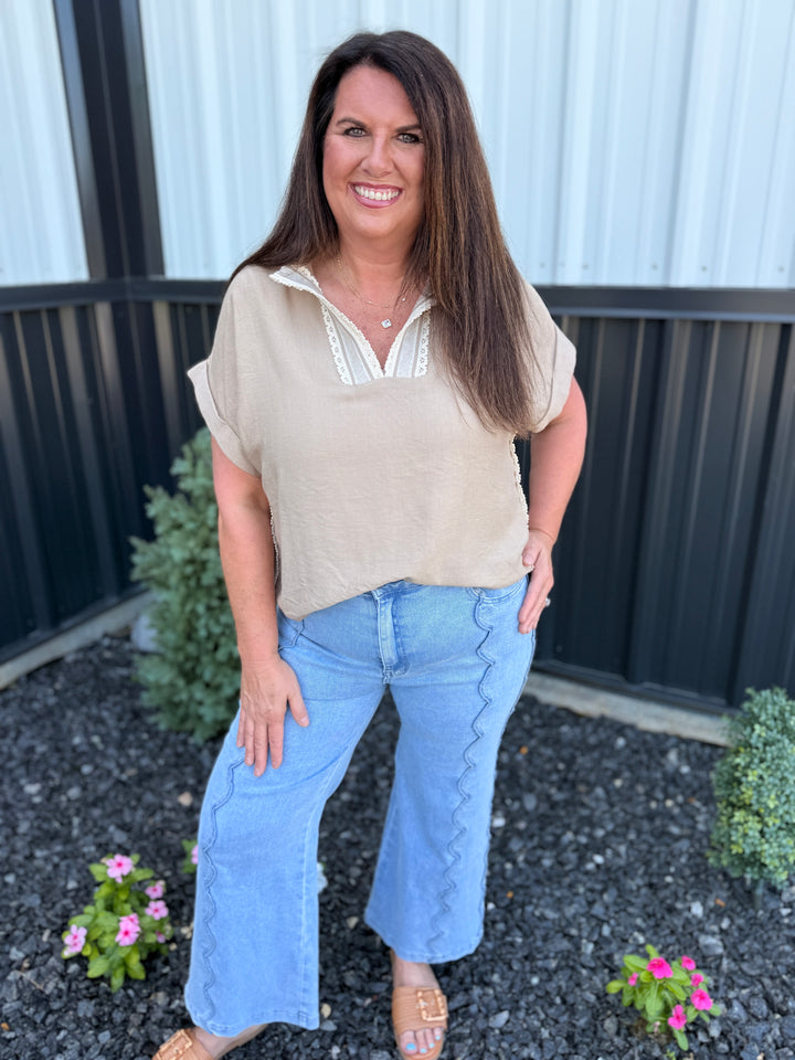 Lace Trim V-neck Short Sleeve Blouse