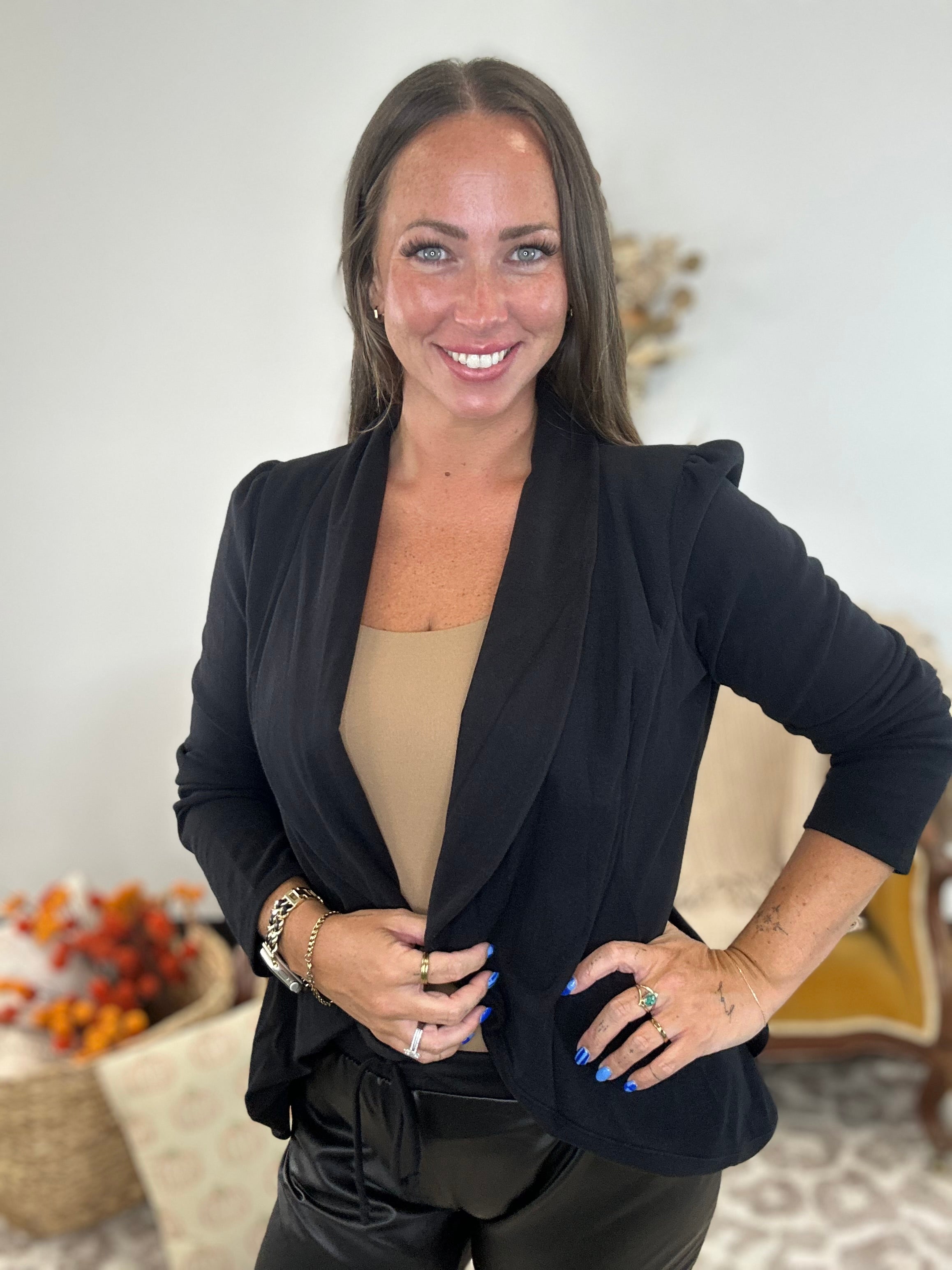 Modern Poise Blazer - Black FINAL SALE