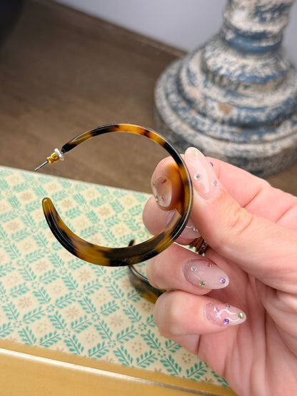 Graduated Tortoise Acrylic Hoops