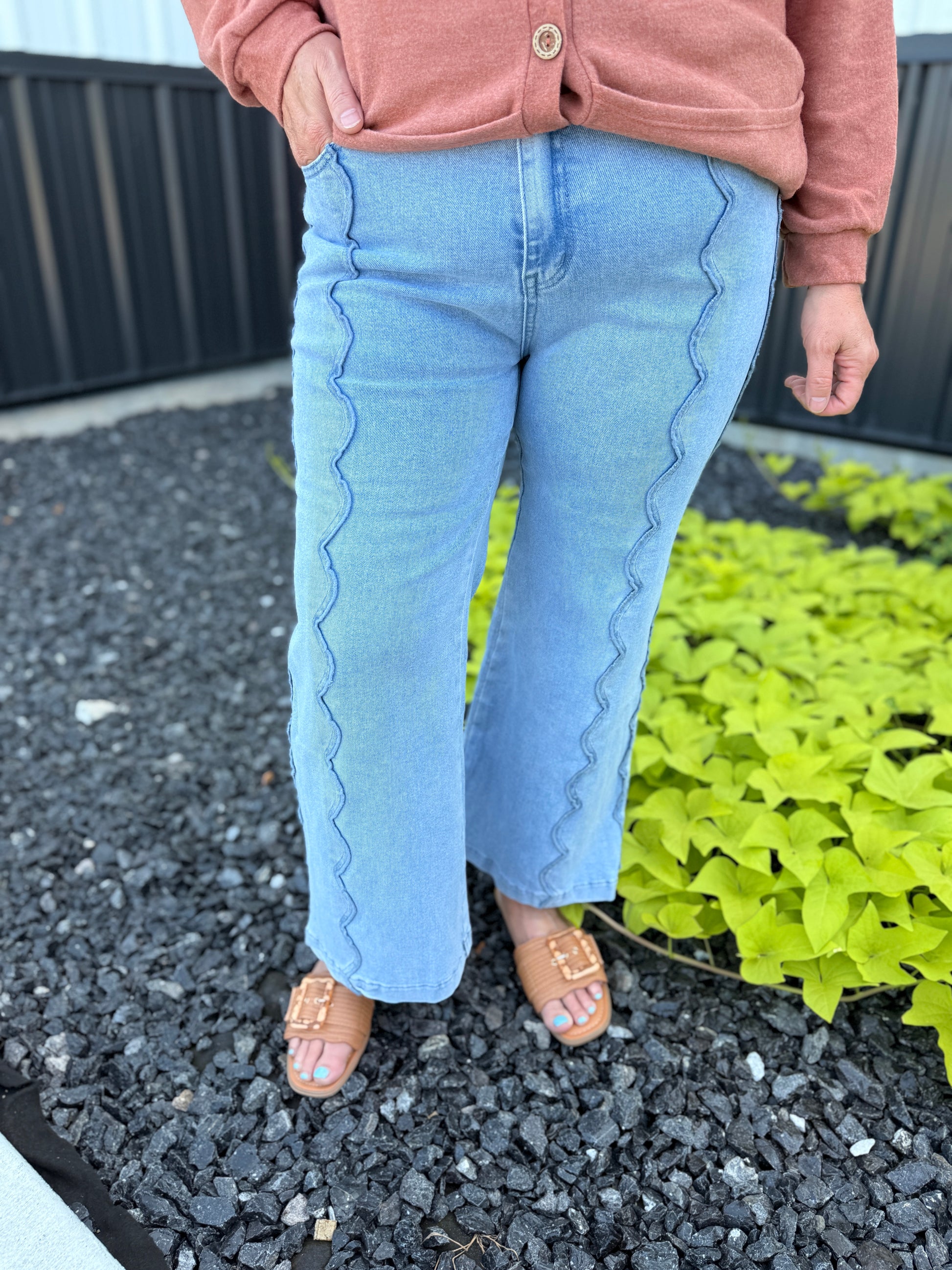 Scalloped Seam Wide Leg Denim Jean