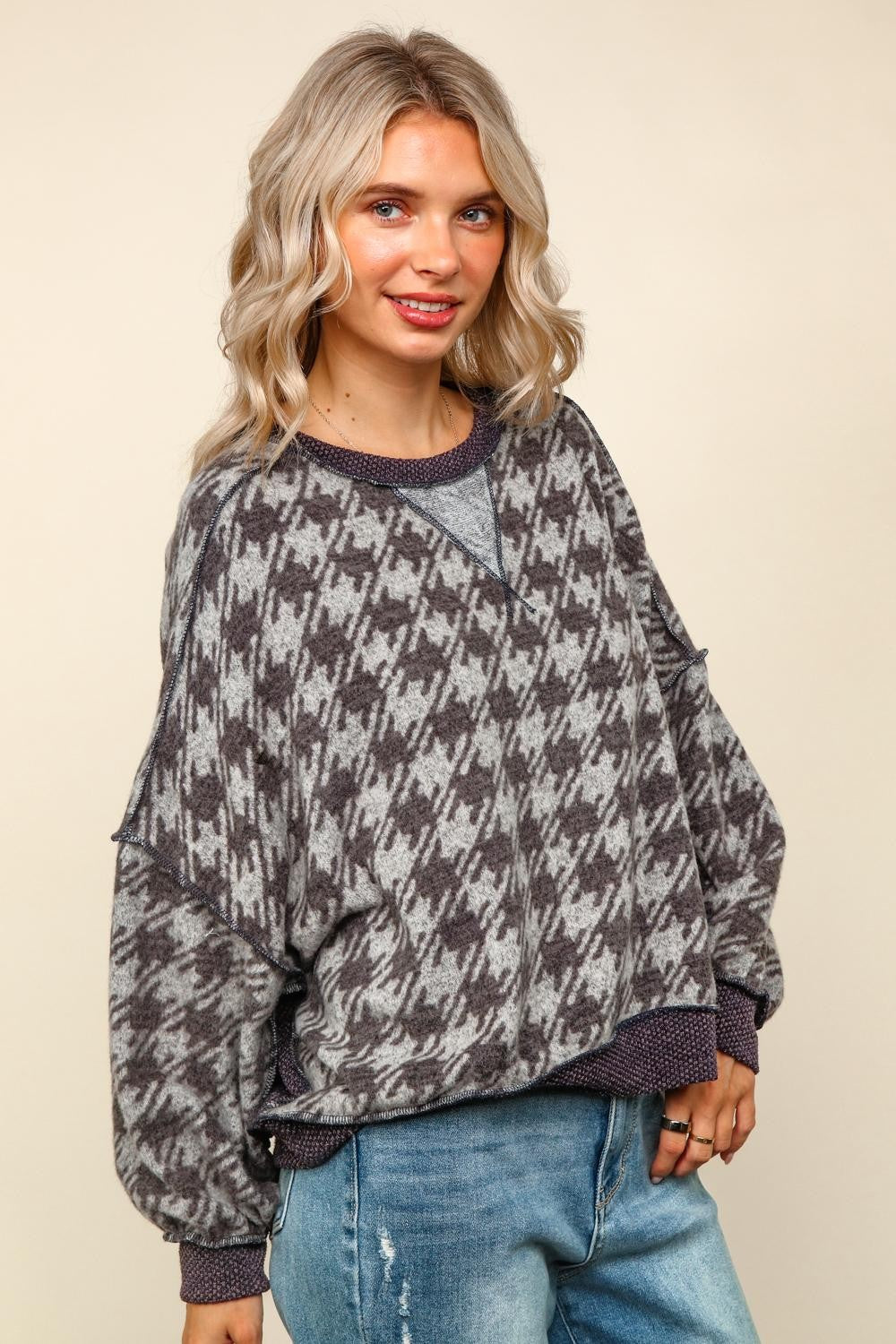 Edge Knit Pullover