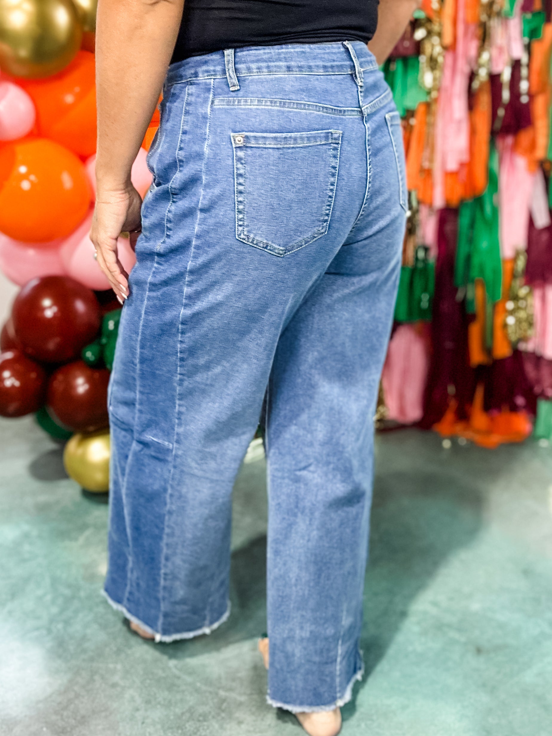 Lily Cut Loose Denim