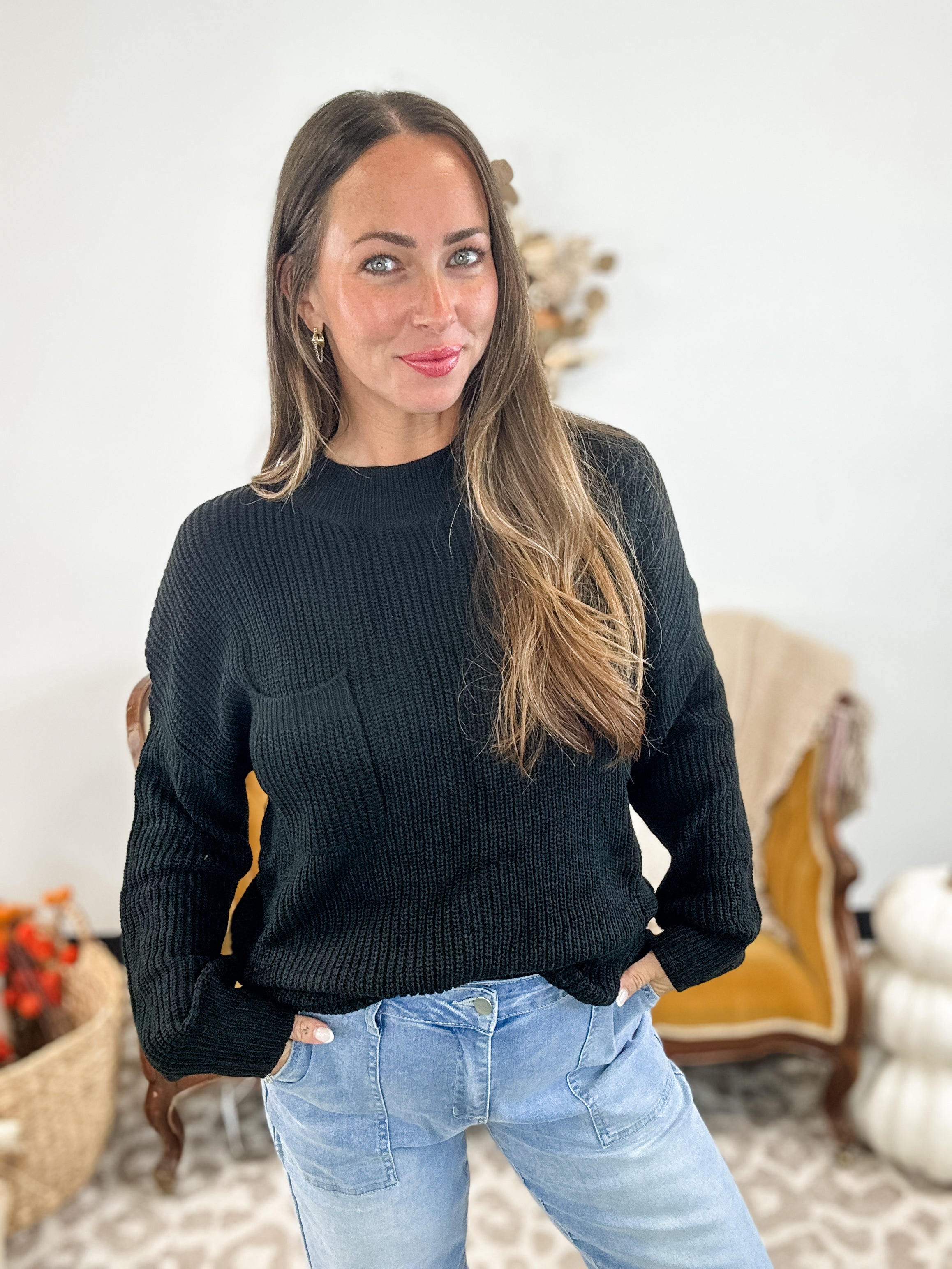 Feel The Love Top - Black FINAL SALE