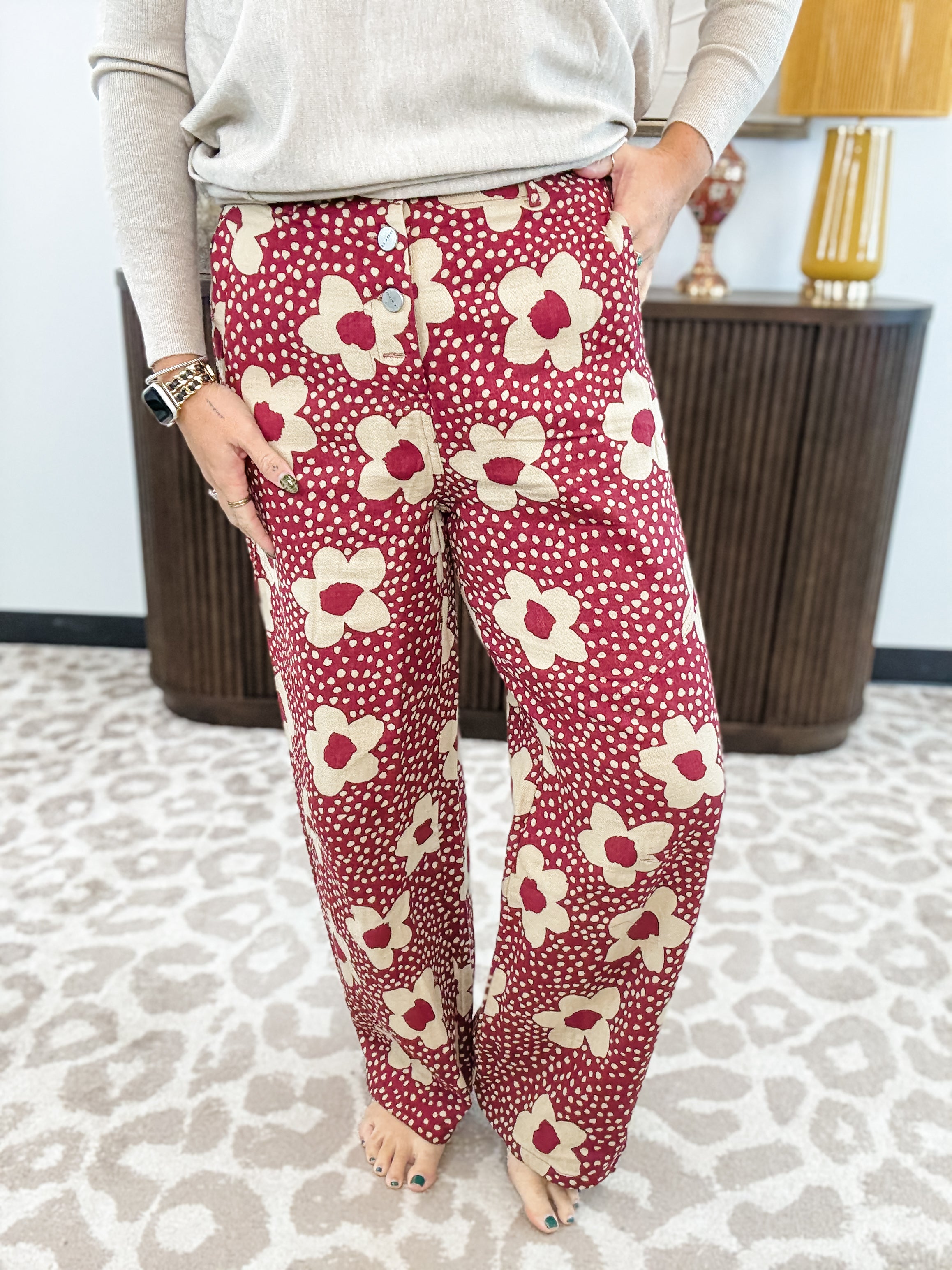 The Daisy Days Floral Print Pants - Burgundy