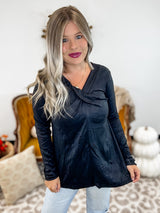 Knotted Twist Top - Black FINAL SALE