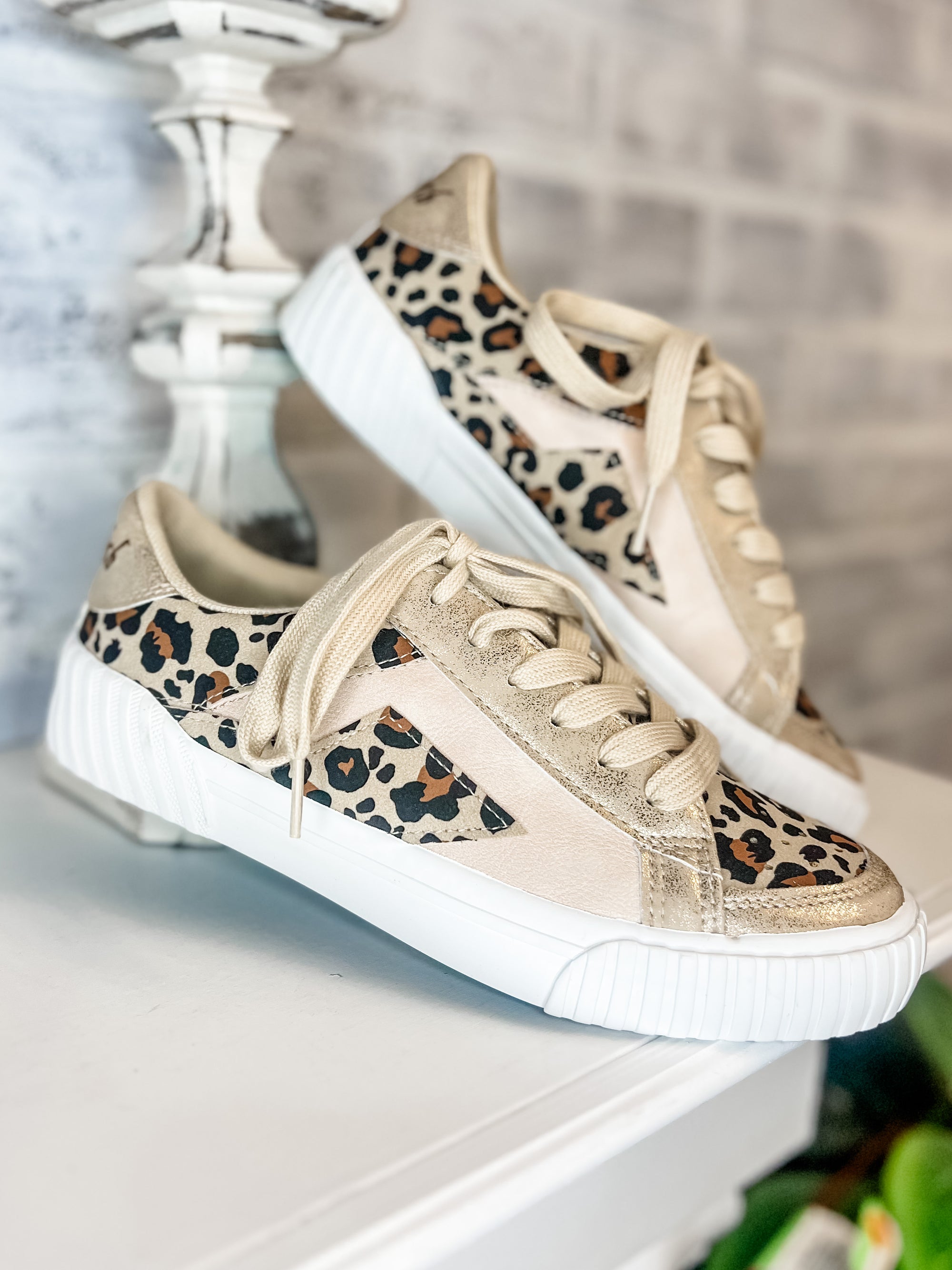 Willa Blowfish Sneaker - Leopard