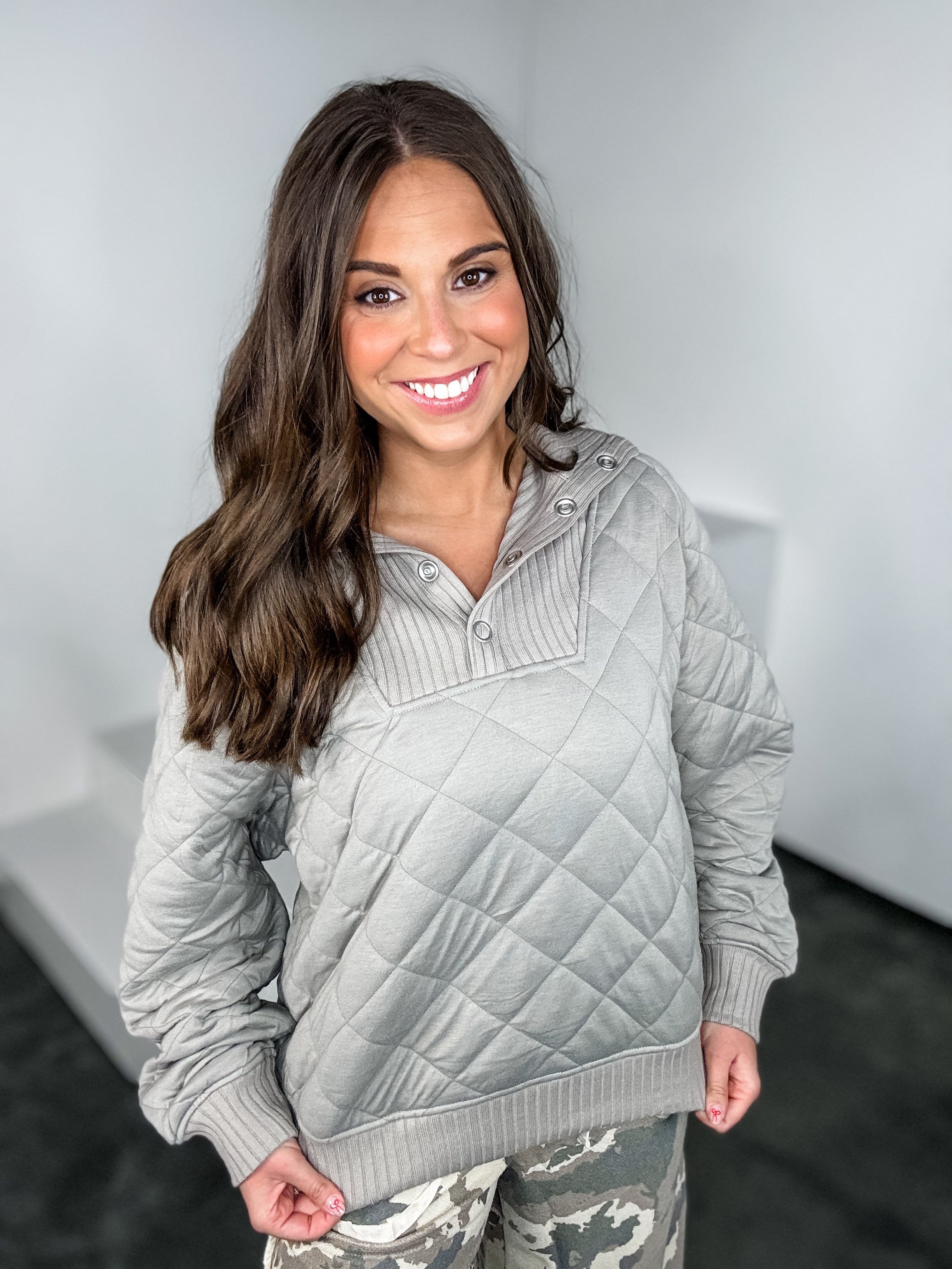Quilted Comfort Snap Pullover - Stone Taupe