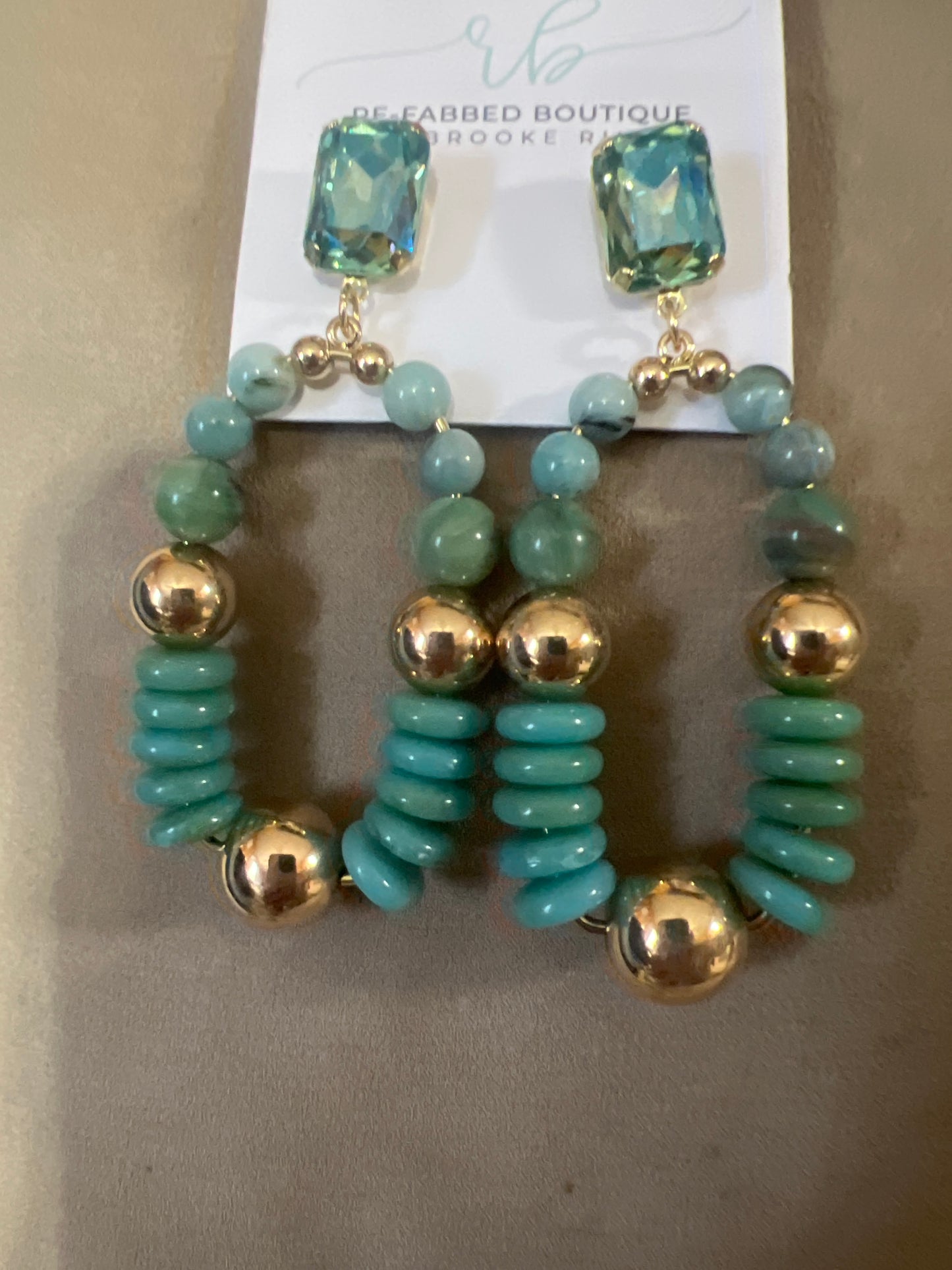 Bead Stone Oval Drop Earrings