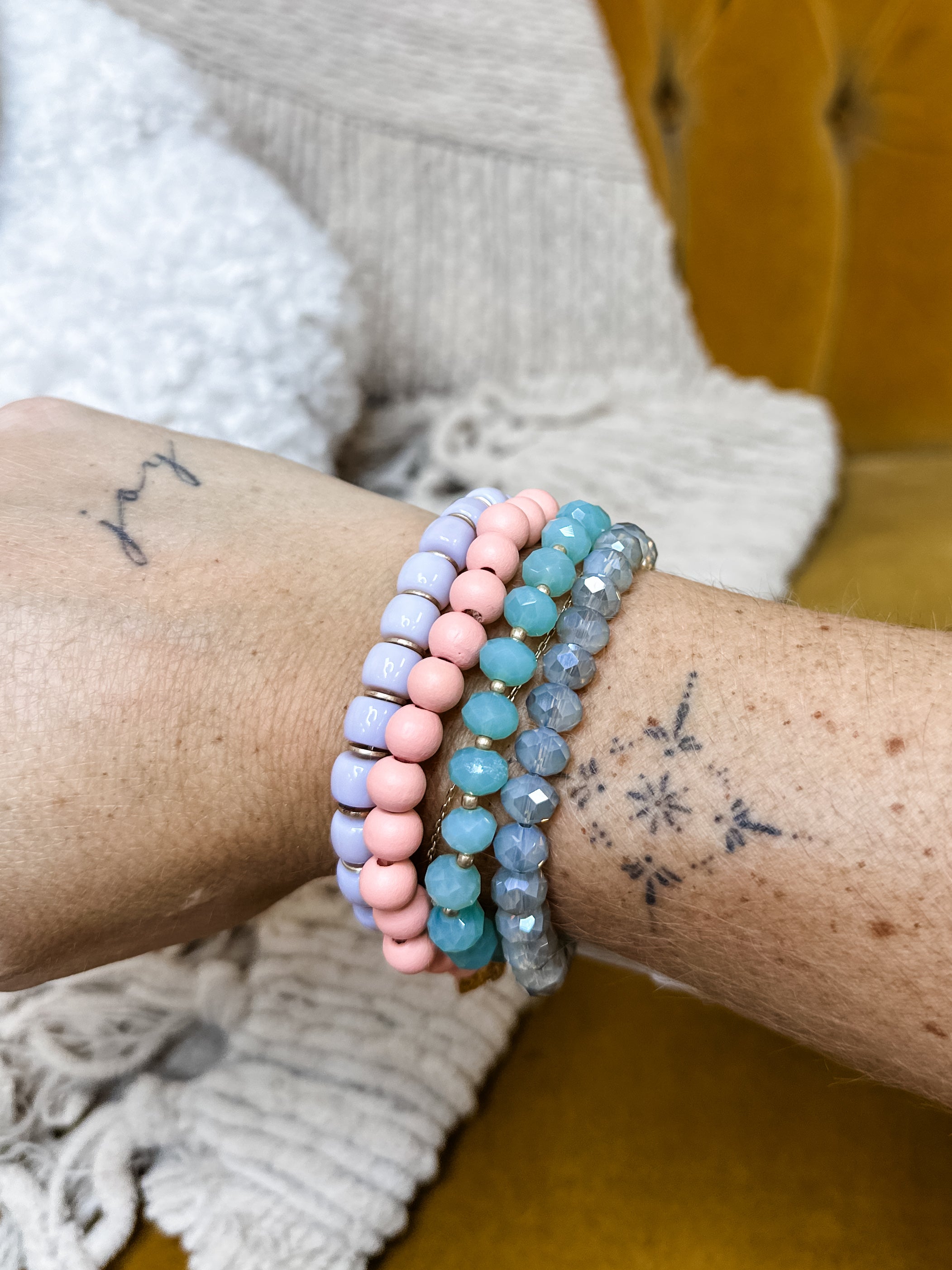 Textured Radiance Bracelet