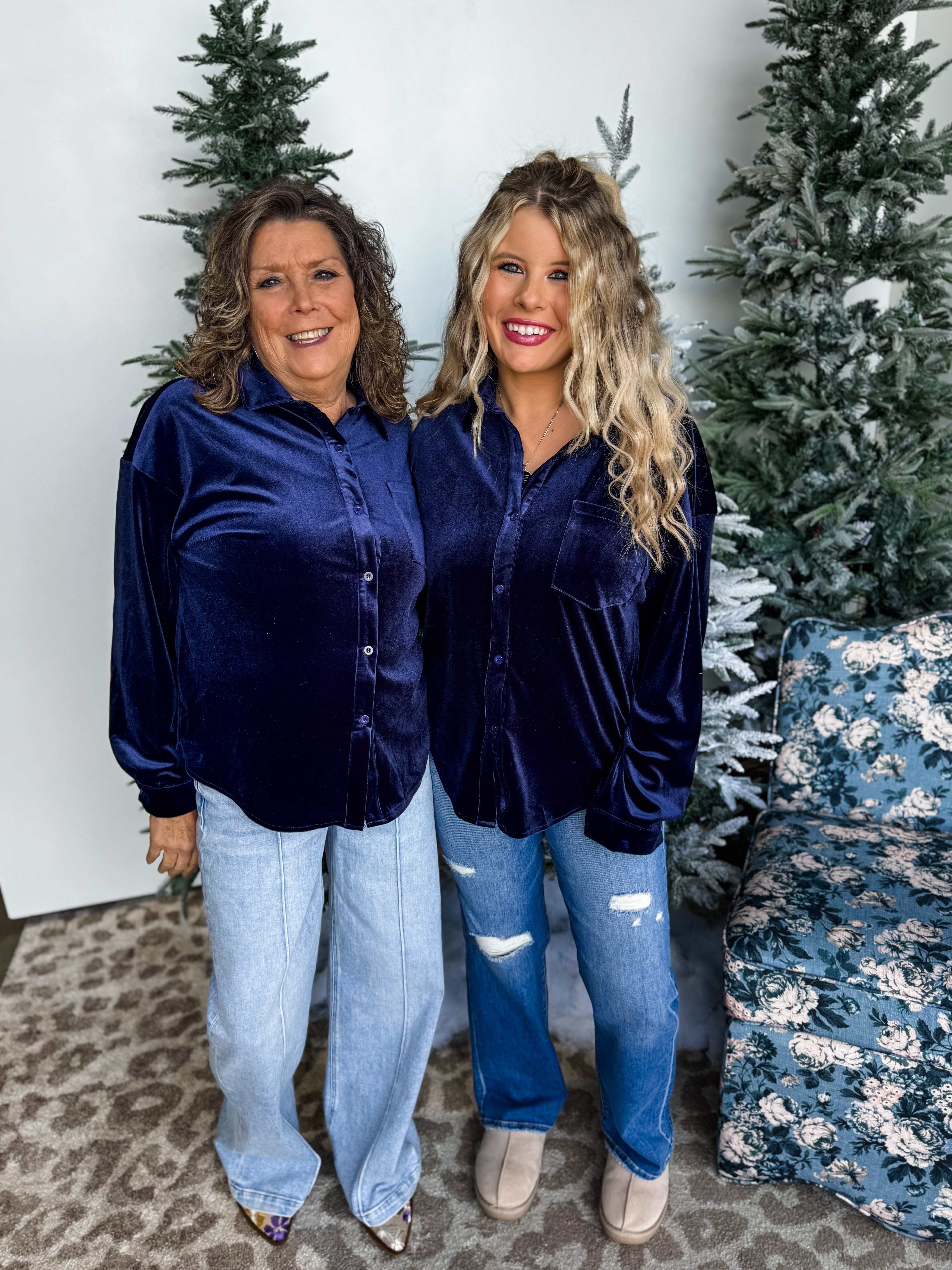 Lantern Luxe Velvet Top - Dark Blue