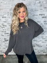 Relaxed Horizon Twist Rib Top - Black