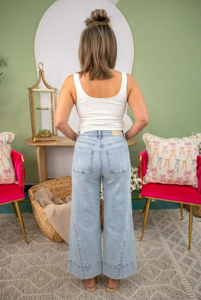 AP6705-Back.jpg