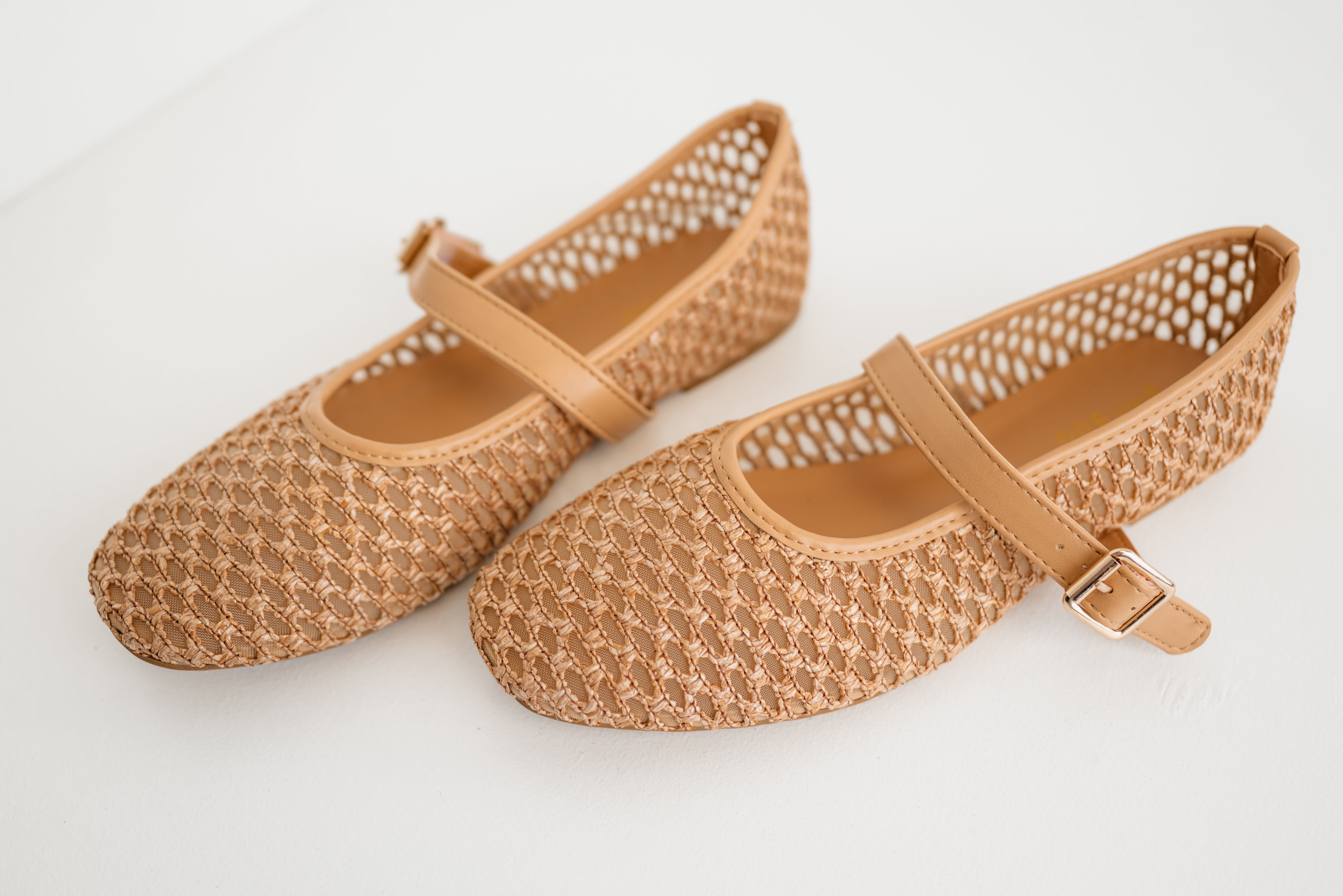 Accept Whimsy Weave Flat