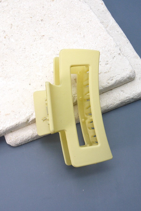 Everyday Jumbo Claw Clip - Butter Yellow | DOORBUSTER