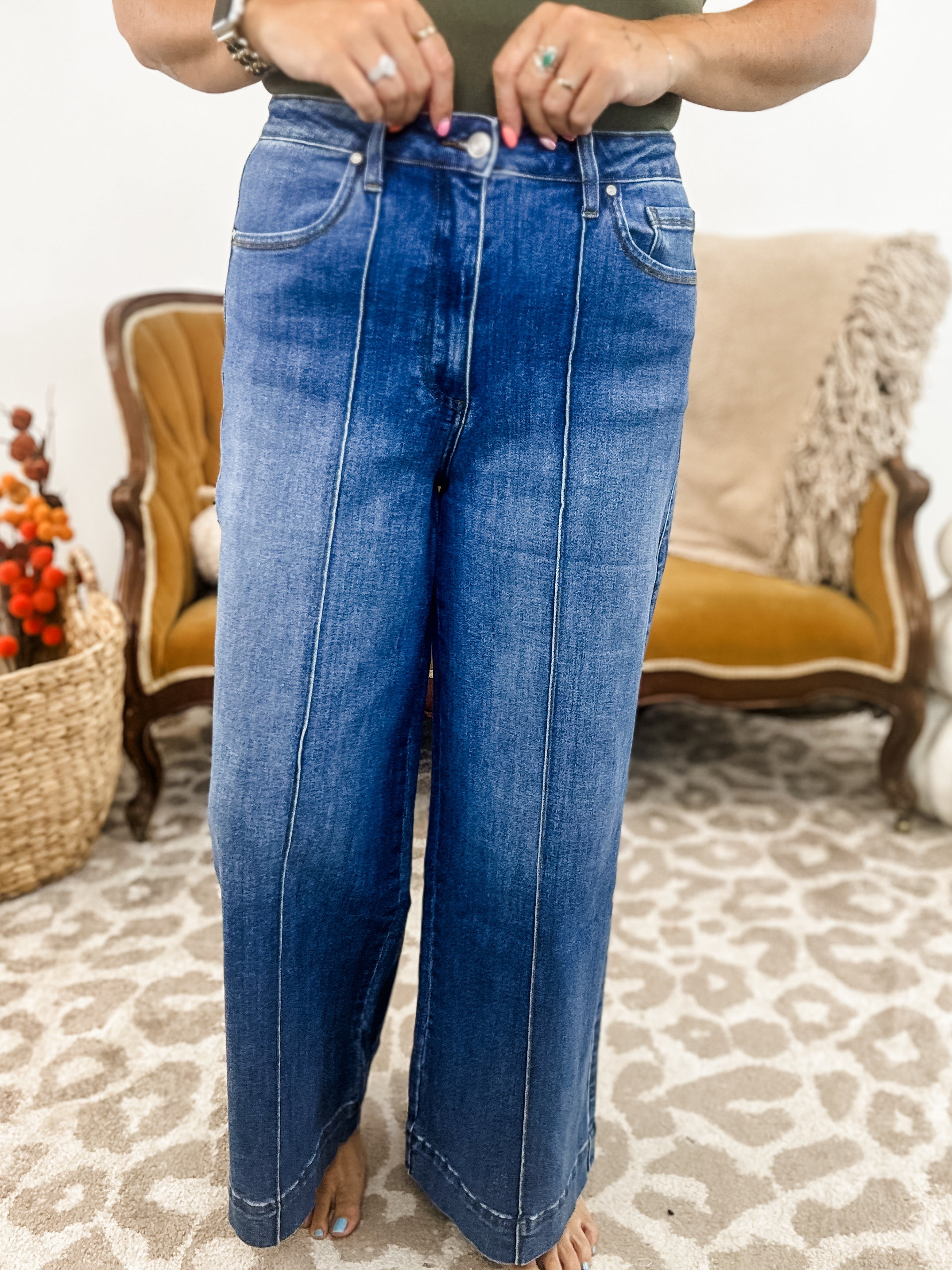 Pinpoint Wide Leg Jeans