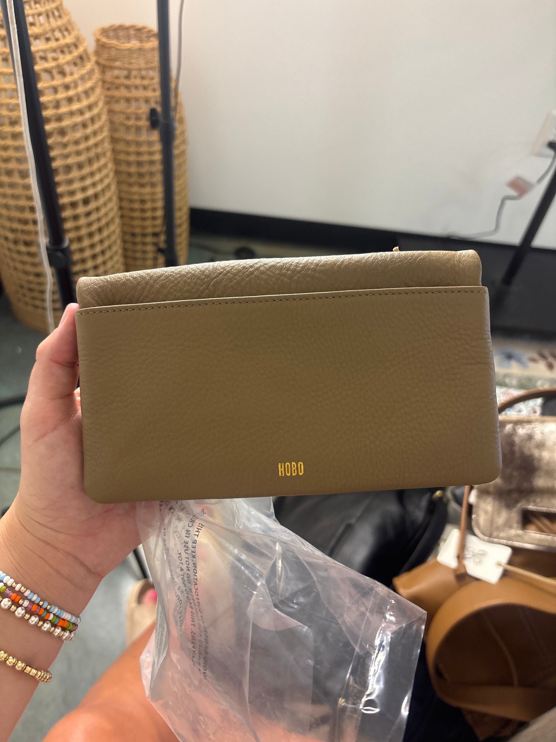 HOBO - Lumen Continental Wallet - Cedar Sagebrush final sale