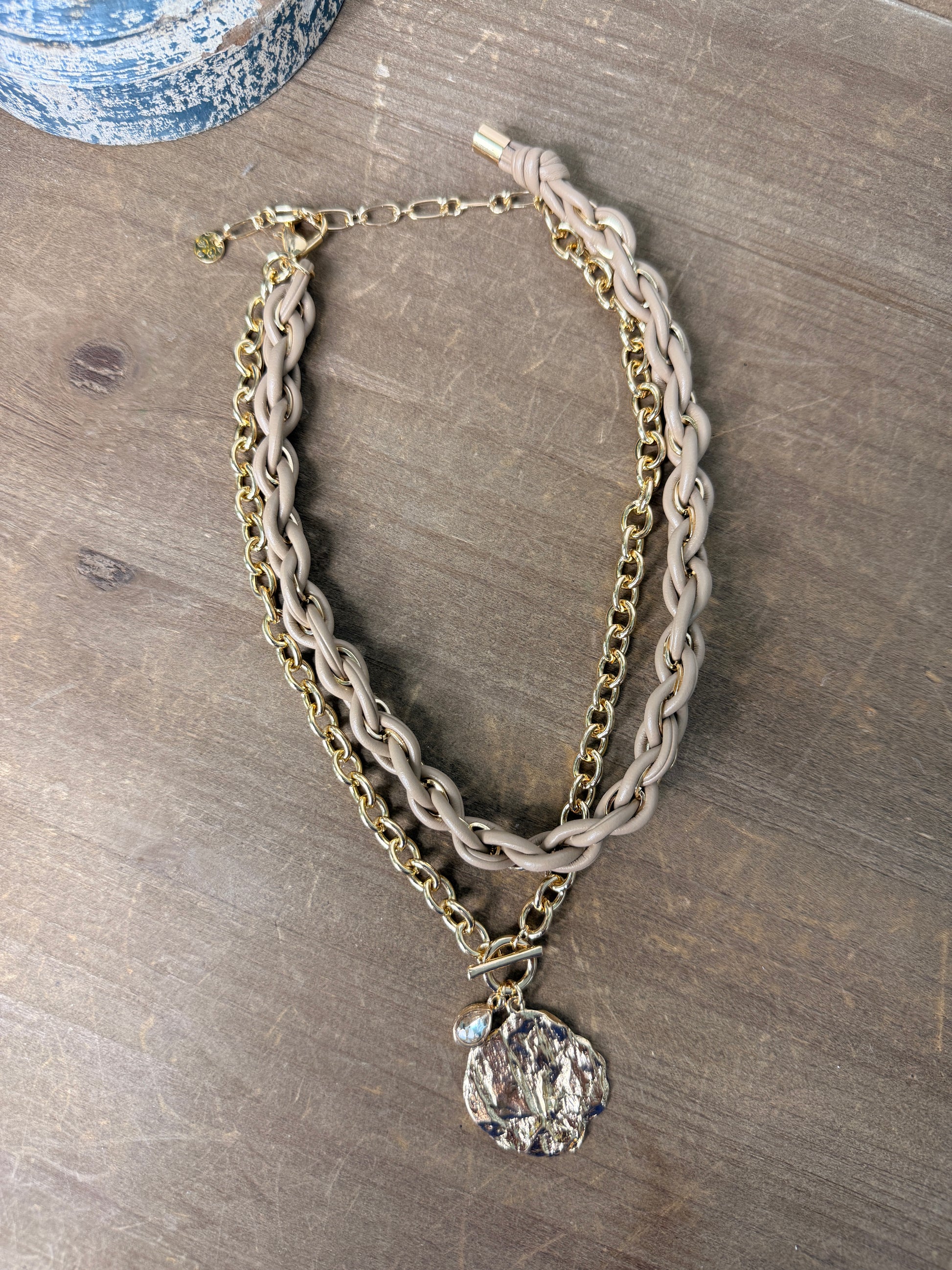 Layered Leather & Geometric Round Necklace