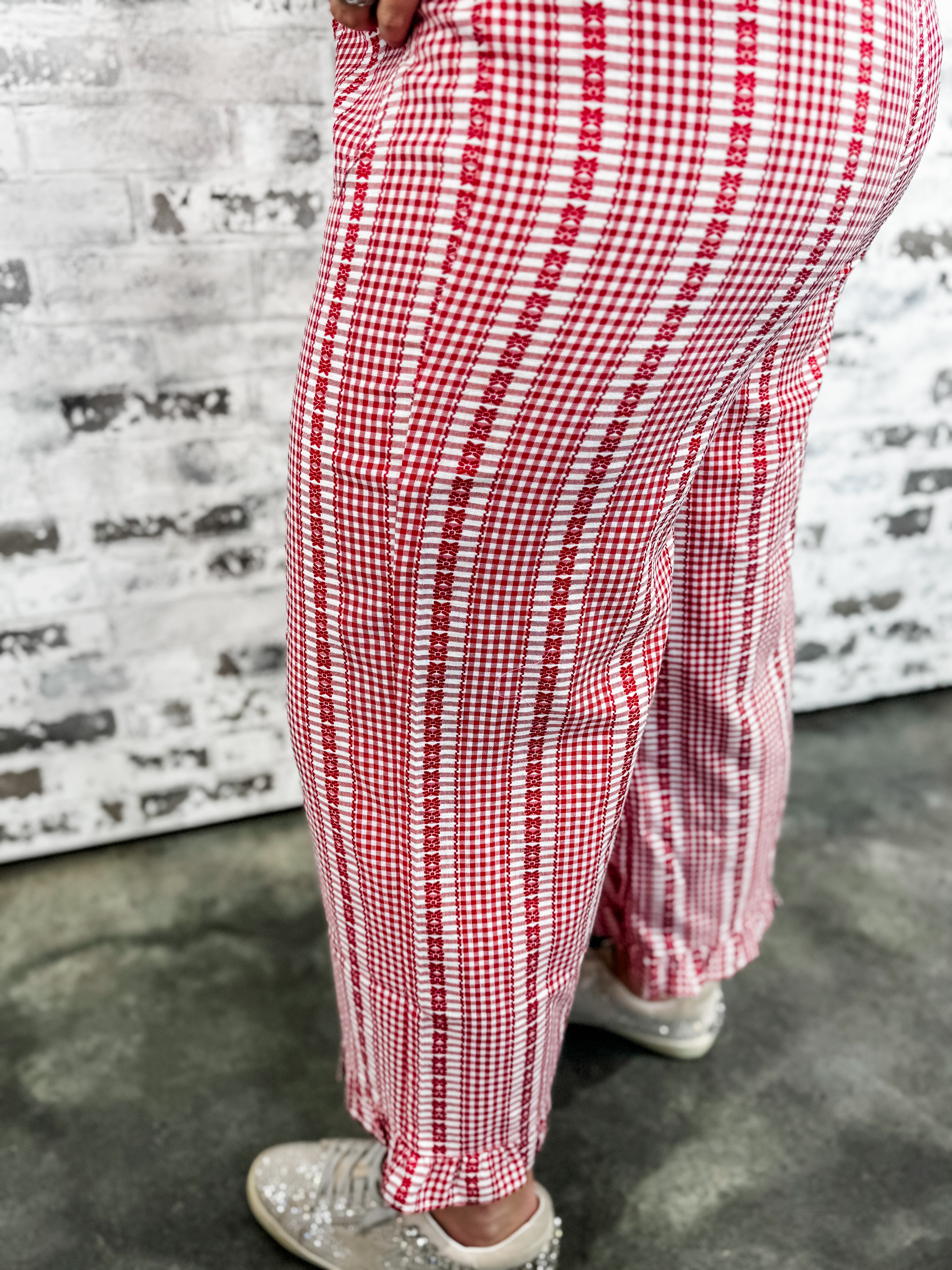 Retro Grid Ruffle Hem Pants