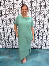 Effortless Midi Dress with Side Slit - Green | DOORBUSTER
