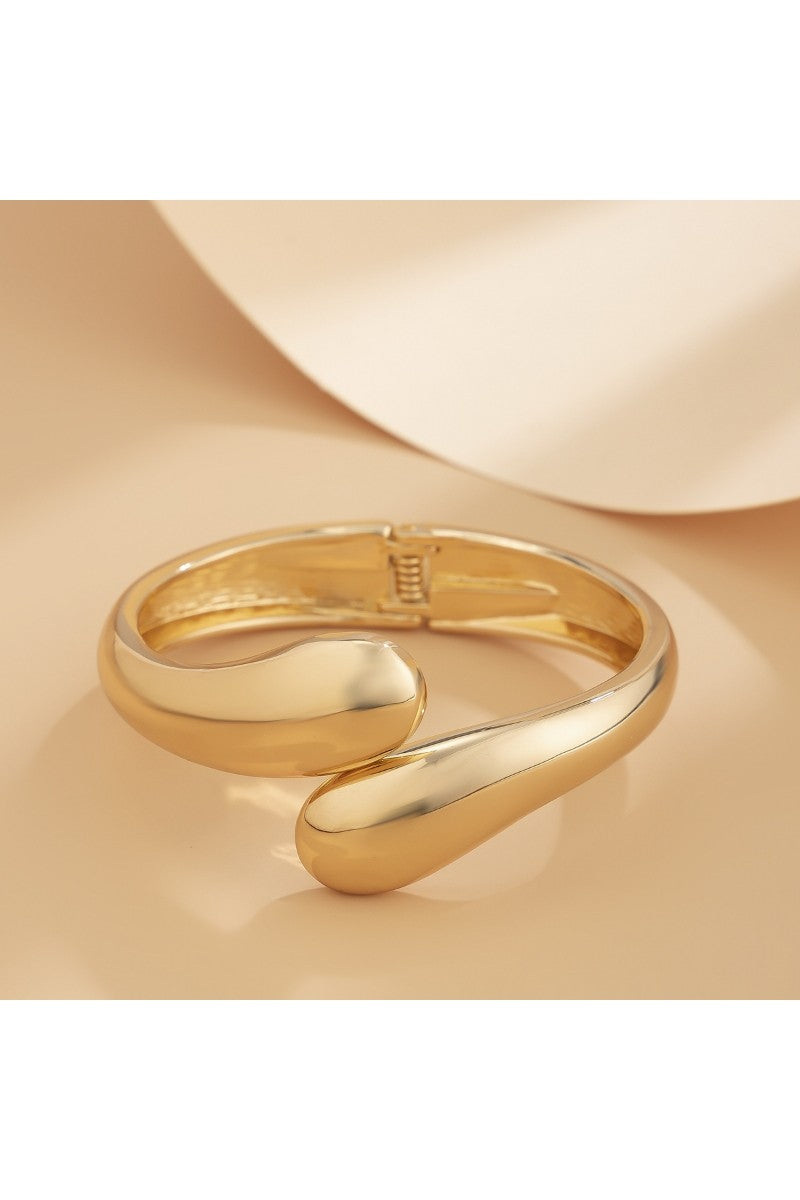 Aurora Drop Bangle - Gold Teardrop