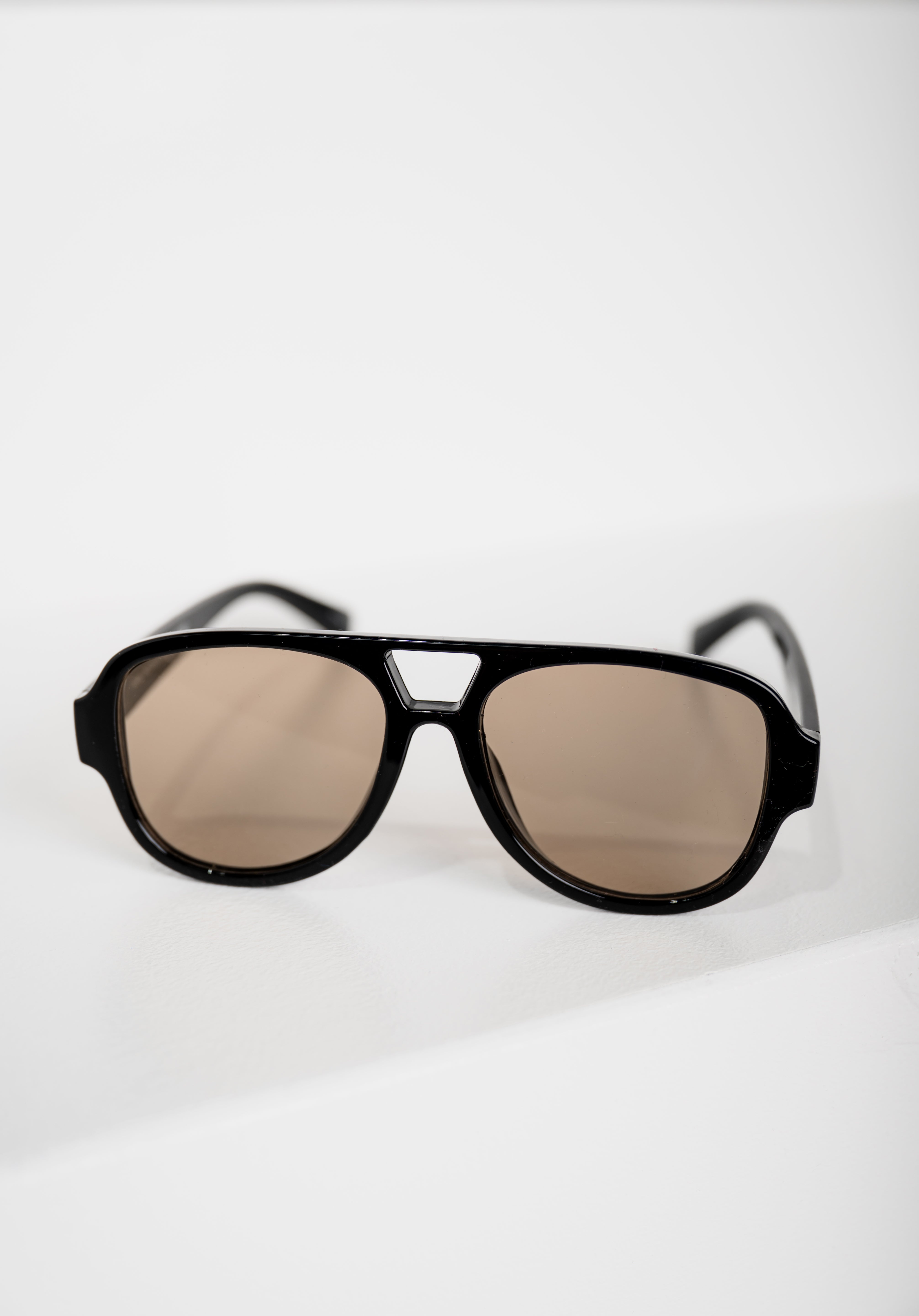 Glow Getter Sunglasses - Yellow Black