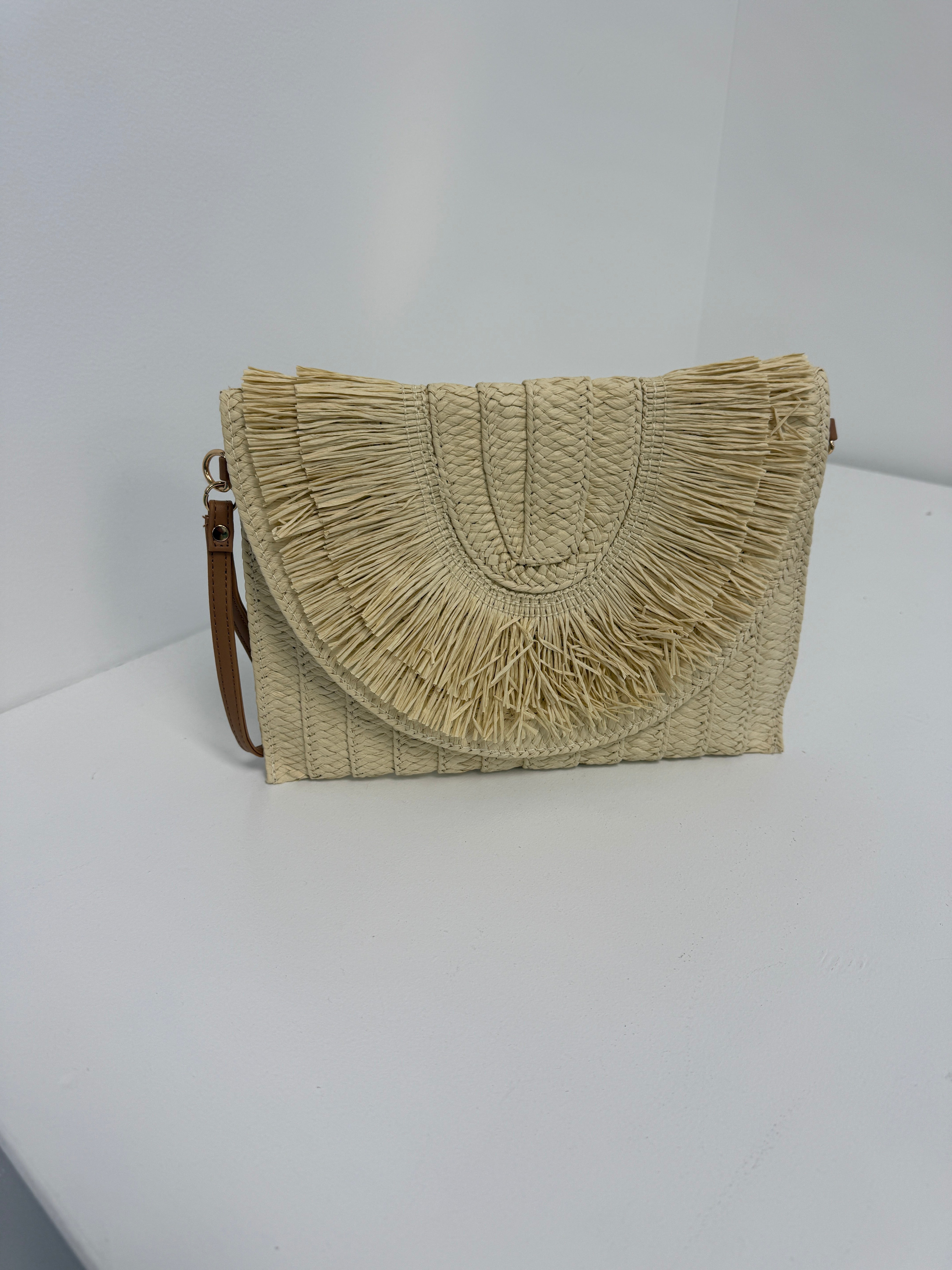 Tiki hut purse (Final Sale)