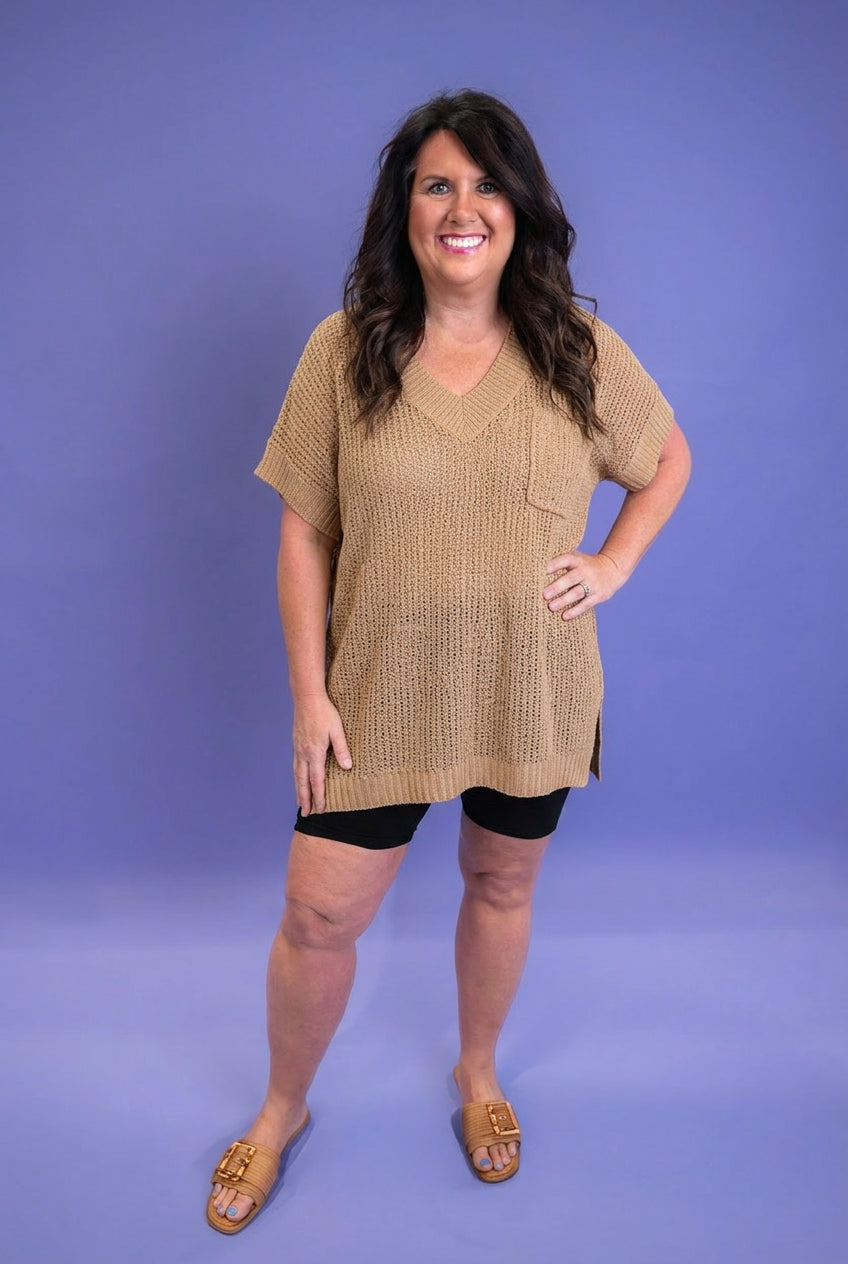 Lightweight Knit V-Neck Top - Mocha