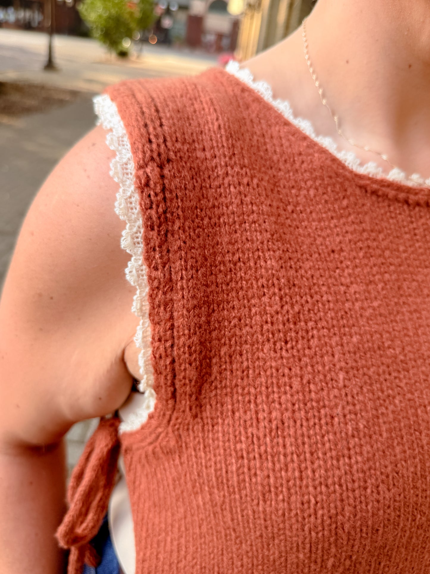 Lace Trim Side Tie Knit Peplum Top