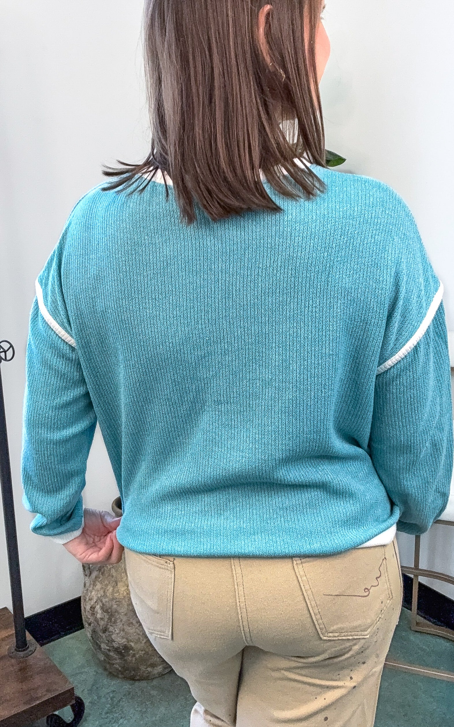 Ladies Color Block Rib Trim Round Neck Knit Sweater