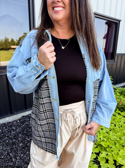 Ladies Color Block Turn-Down Collar Shirt