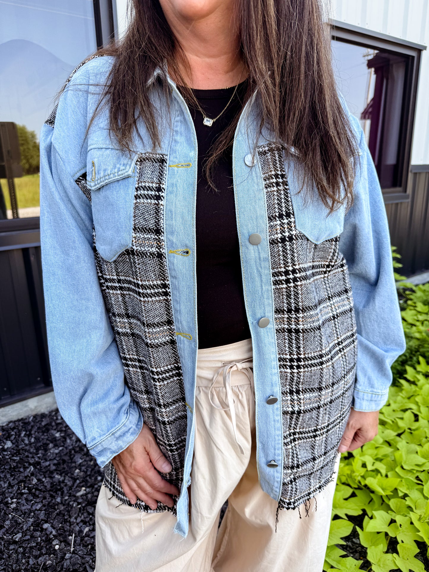 Ladies Color Block Turn-Down Collar Shirt