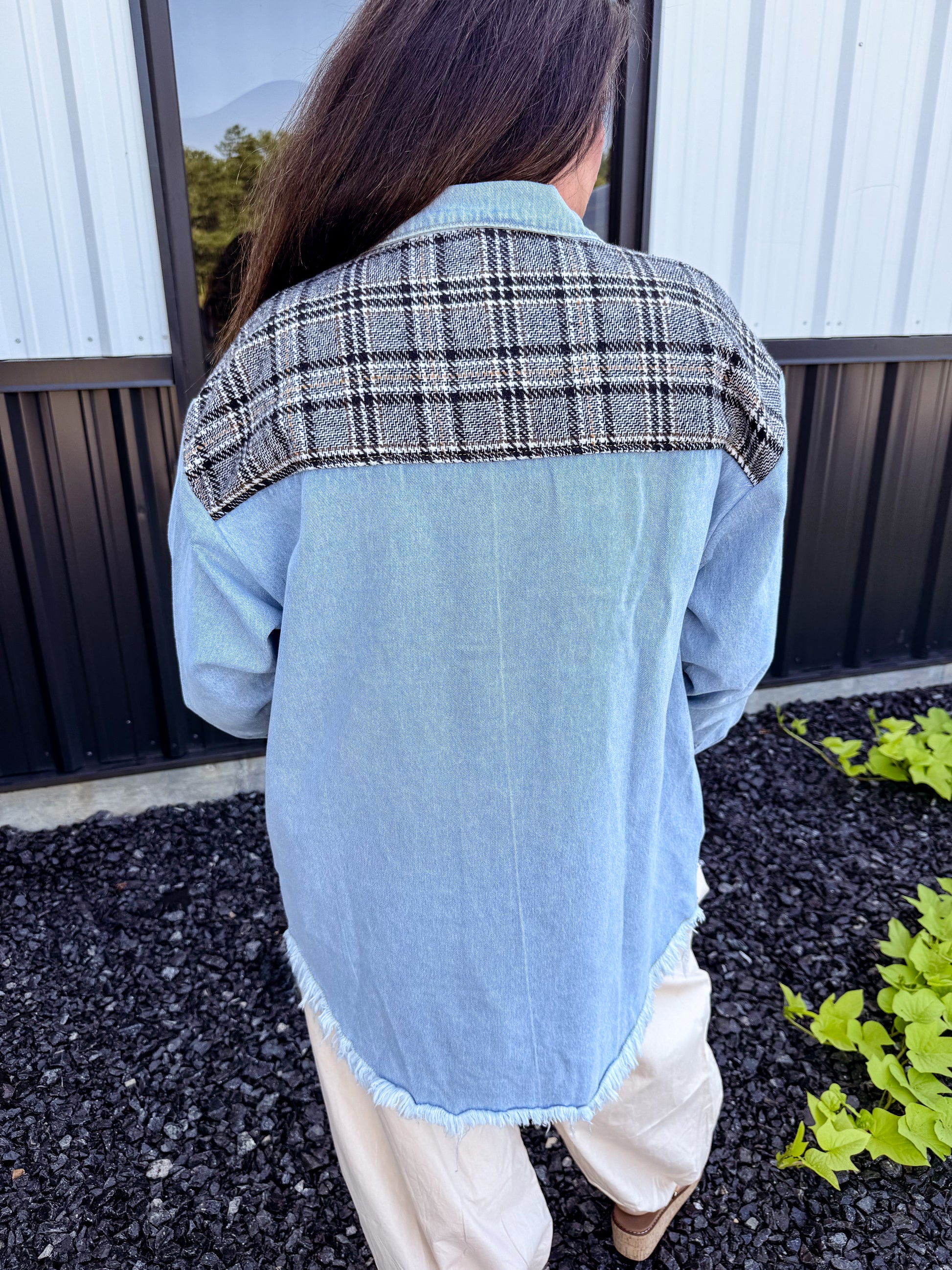 Ladies Color Block Turn-Down Collar Shirt