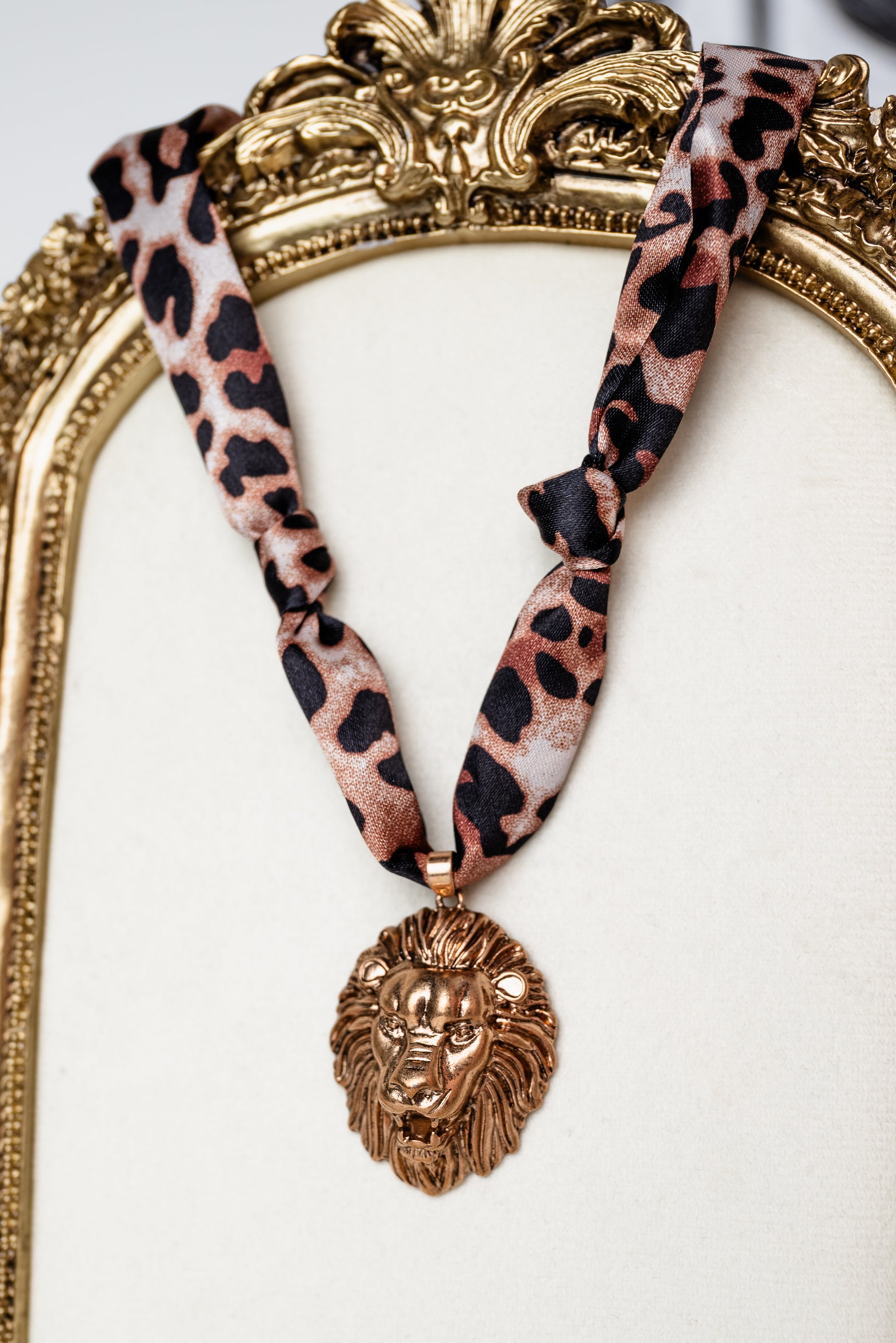 Lion Head Pendant Scarf Necklace