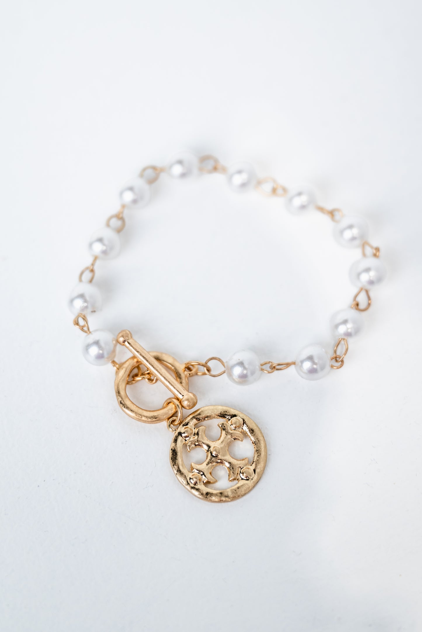 Pearl Toggle with Open Cross Bracelet