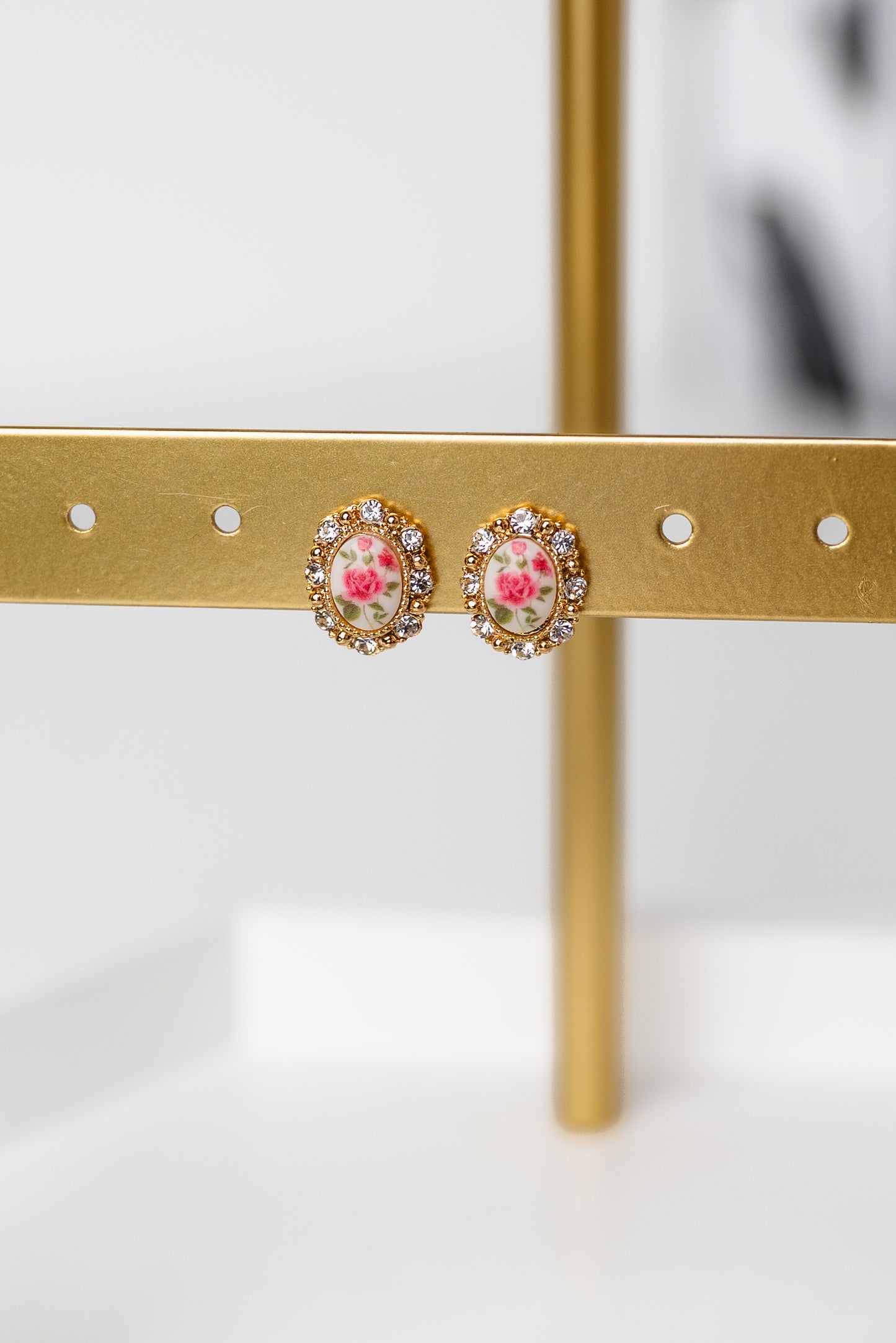 Printed Flower Oval w/Crystal Earrings