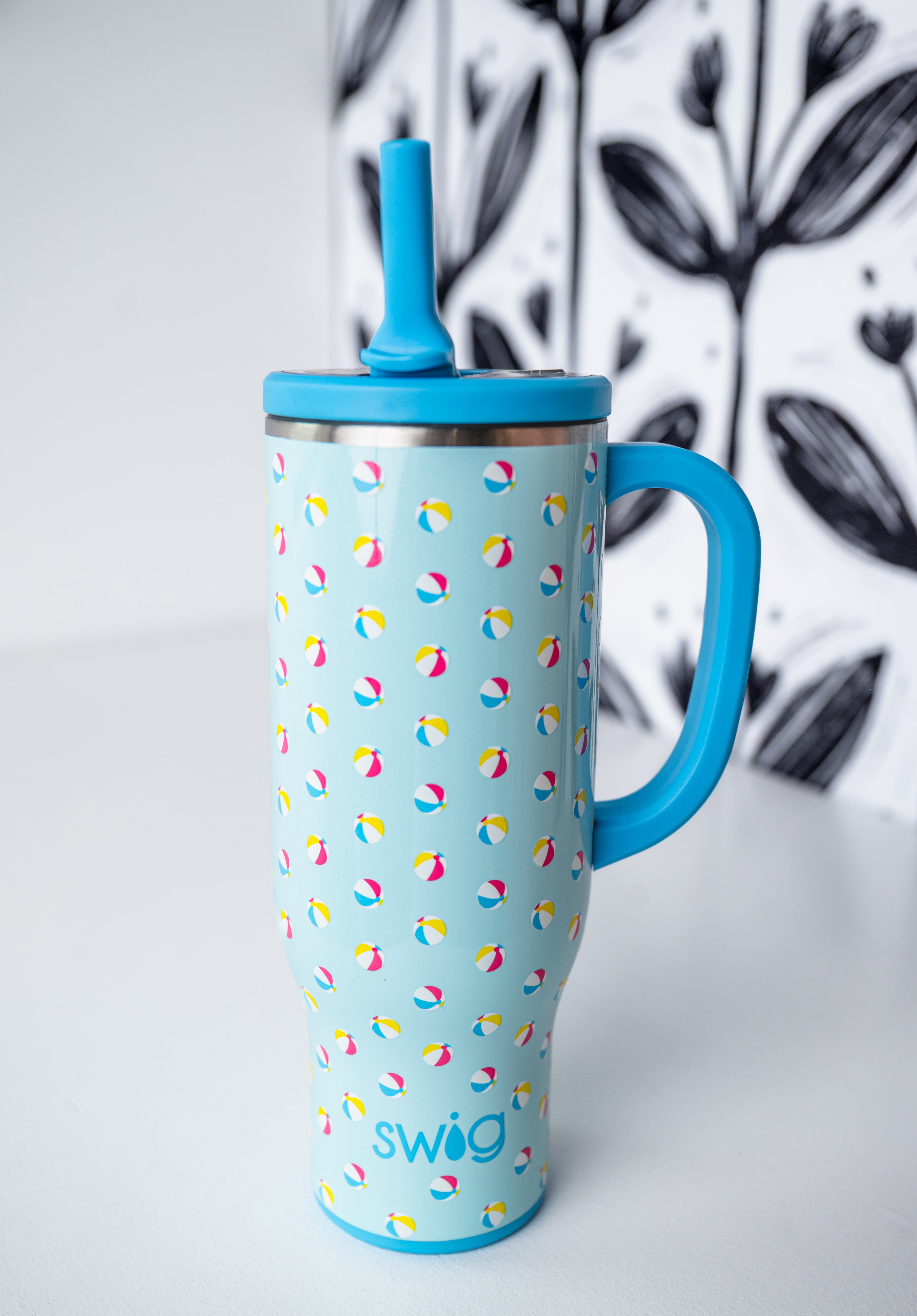 SWIG - Beach Balls Mega Mug 30oz