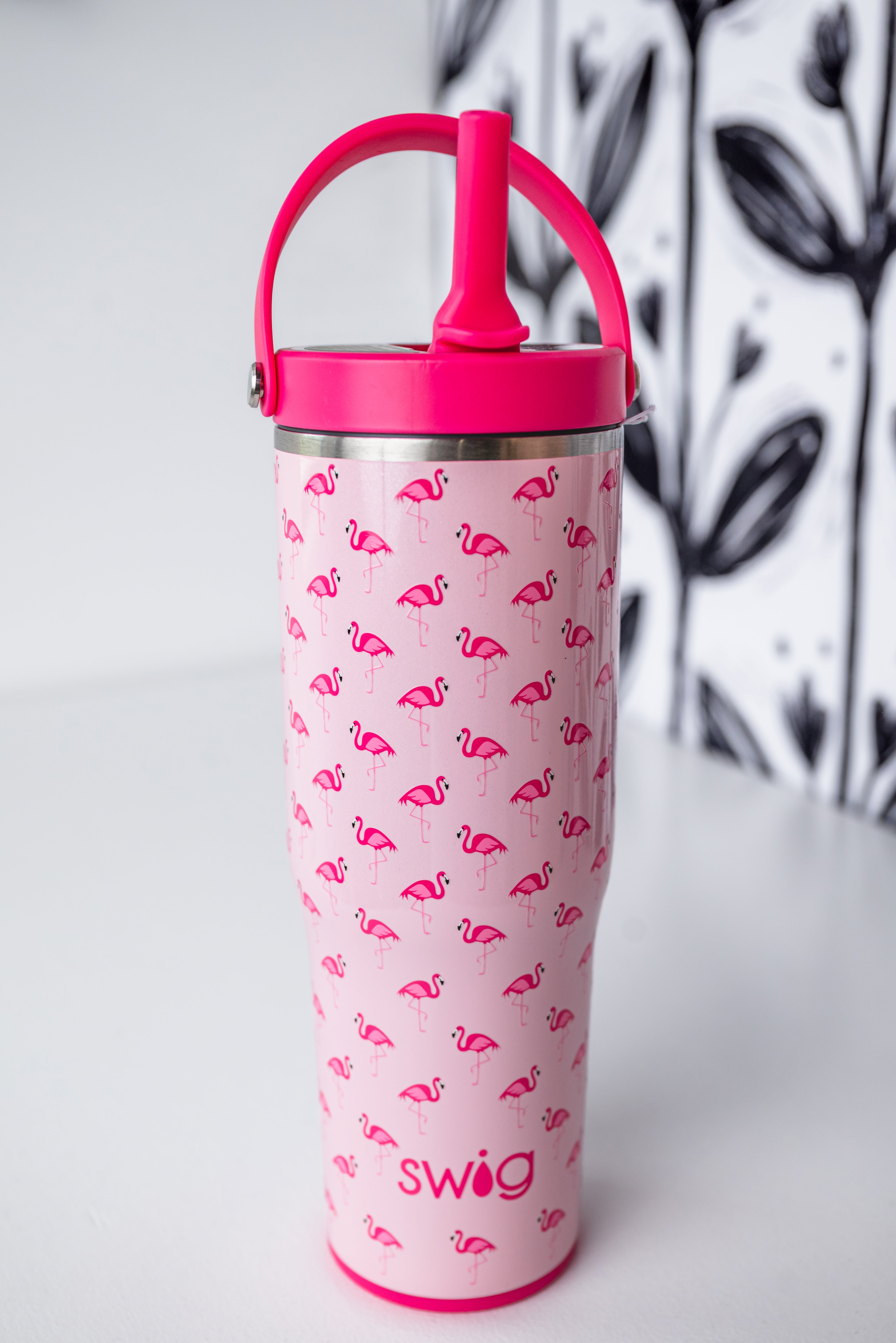SWIG - Flamingos To-Go Tumbler 30oz