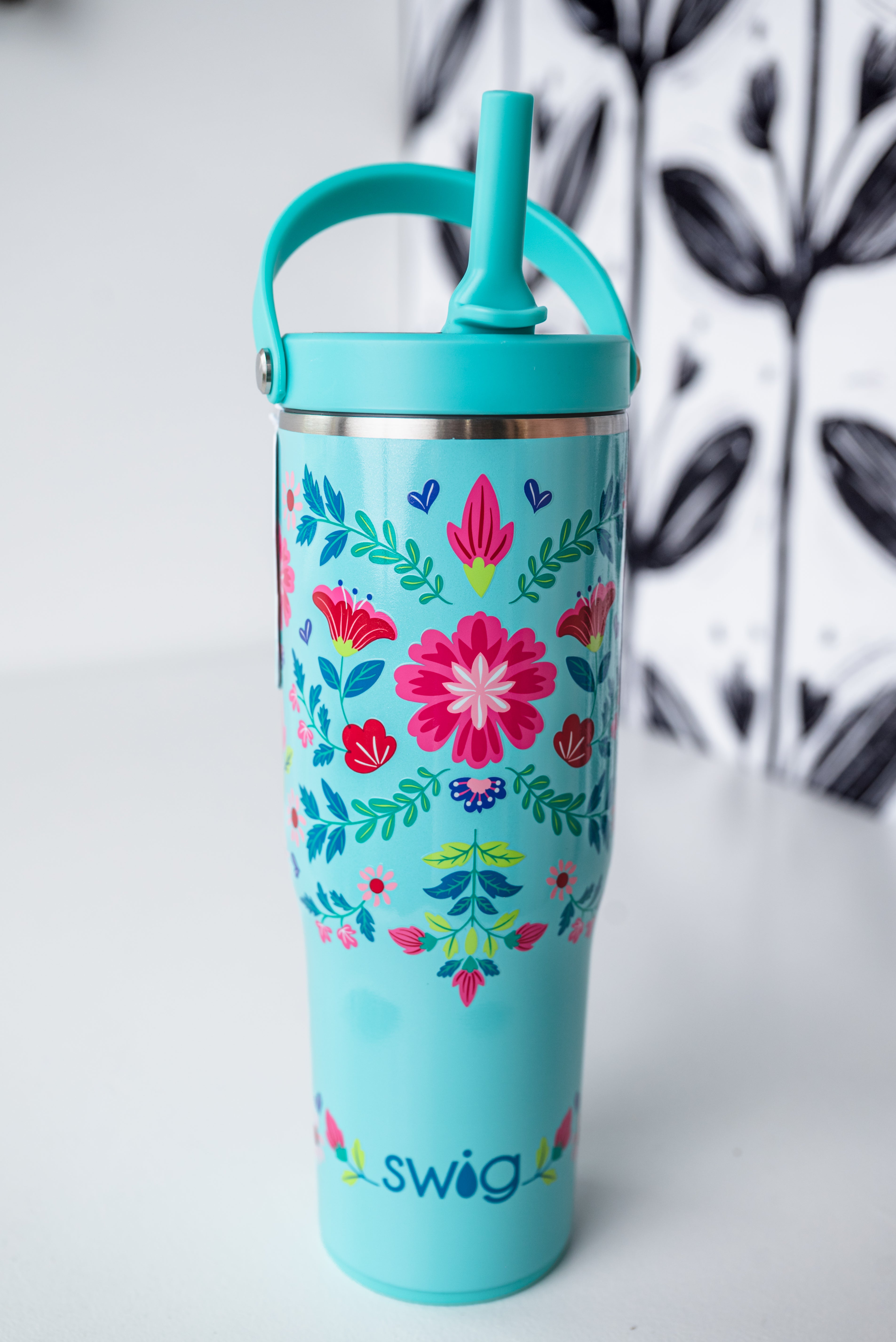 SWIG - Flora Azul To-Go Tumbler 30oz