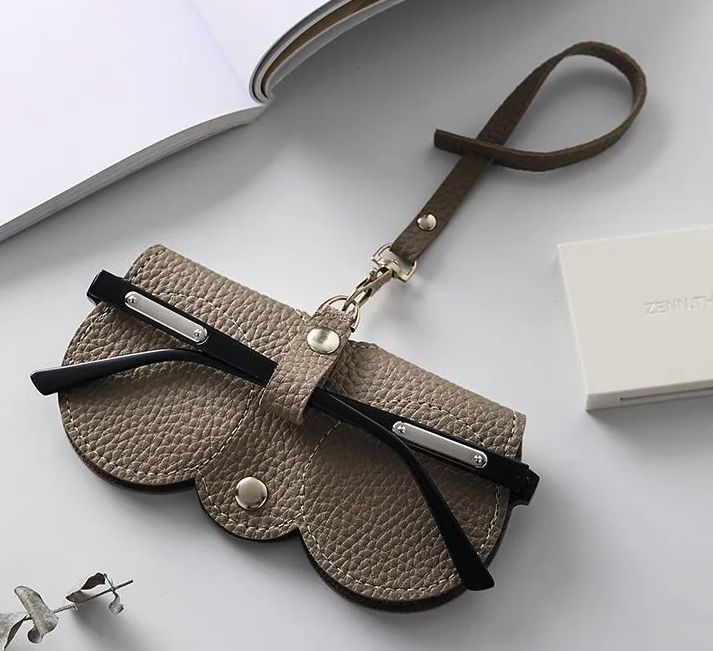 Commute Glasses Case - Khaki final sale