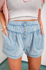 Sunny Stroll Denim Shorts - Light