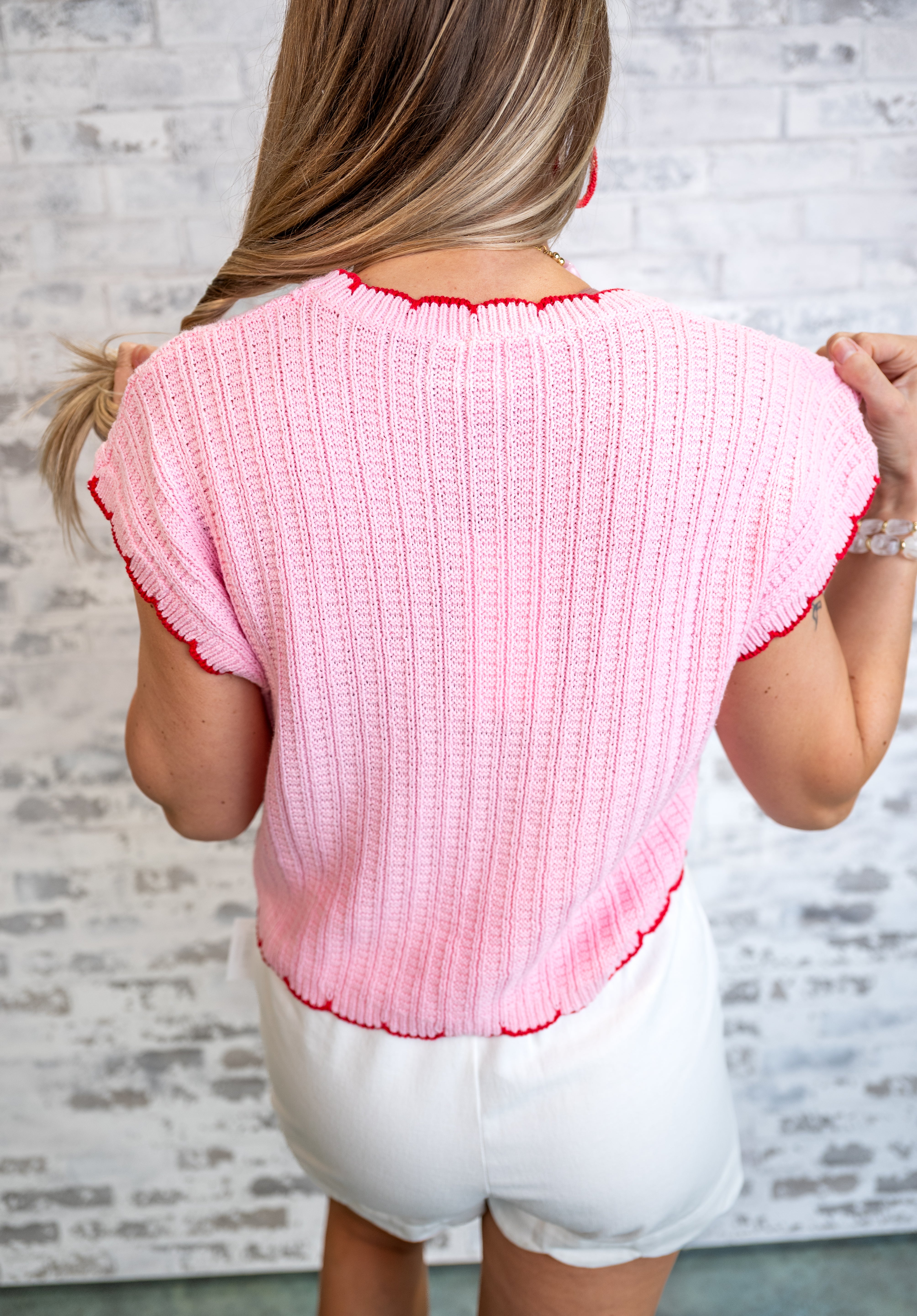 Sweet Scallop Knit Top - Pink