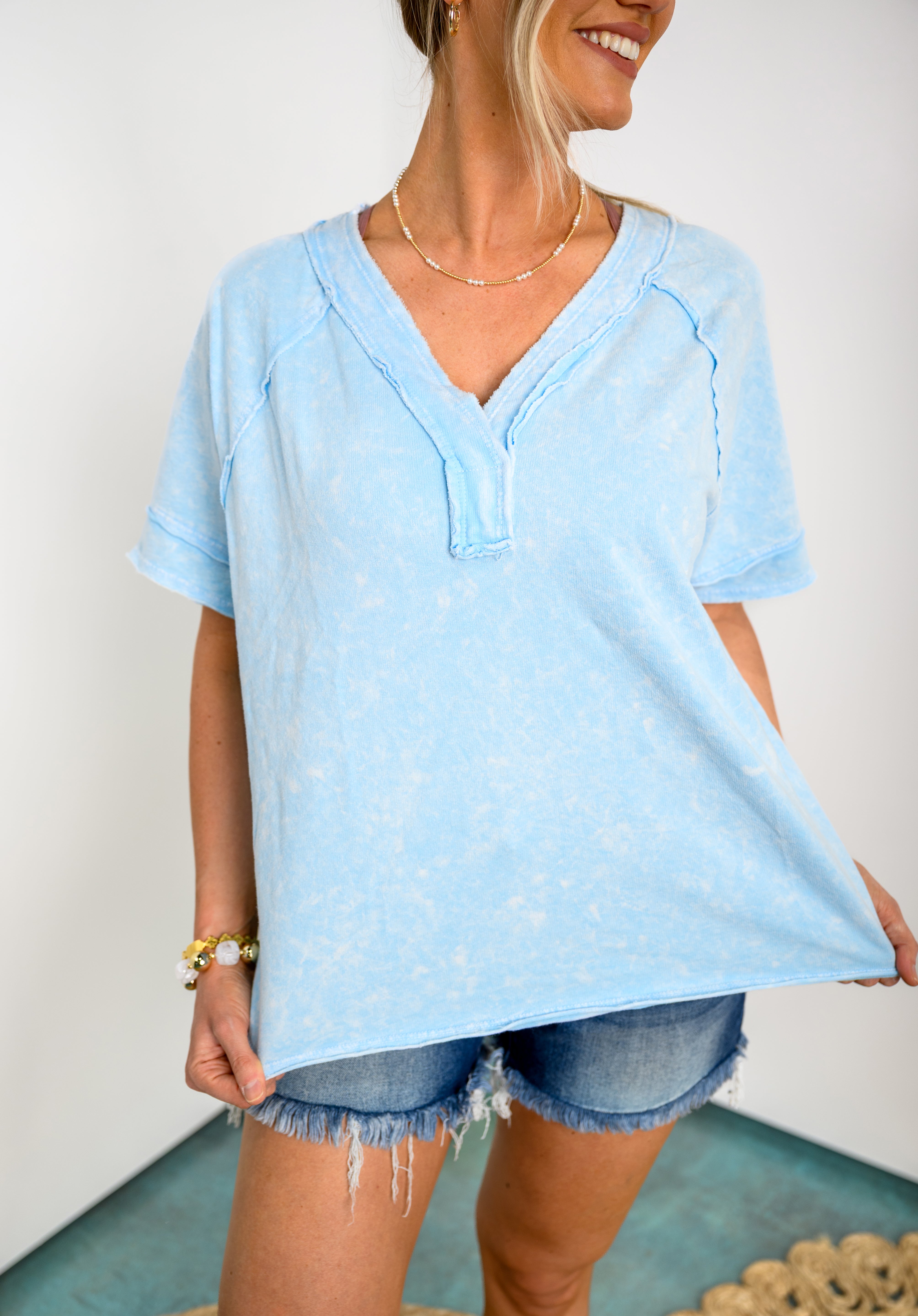 Velvet Sky Basic Top - Baby Blue