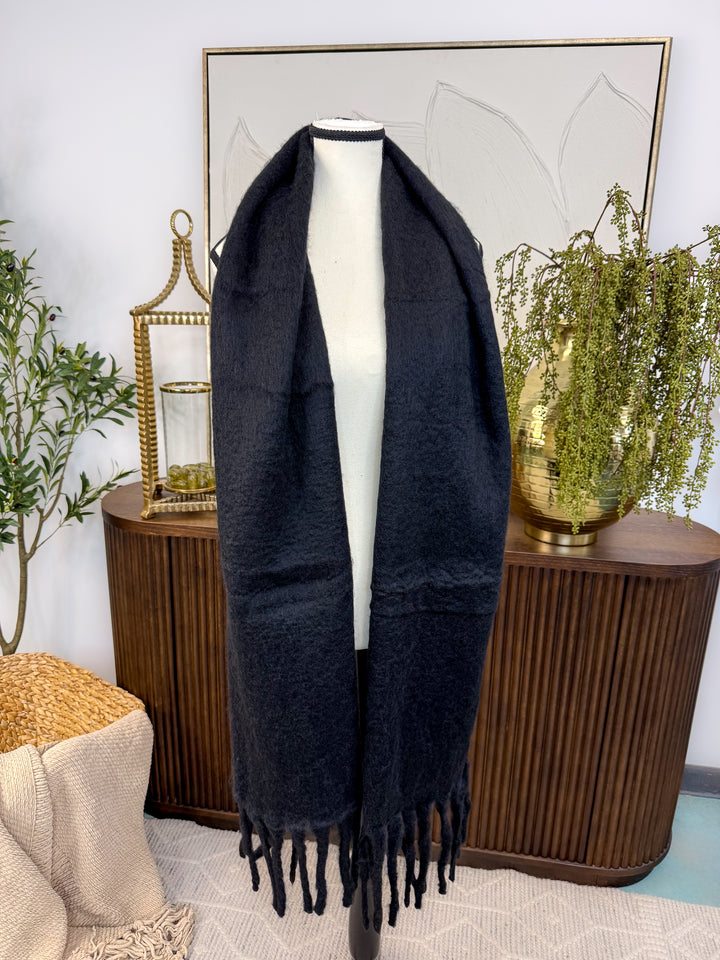 Christmas in July: Winter Warm Tassel Scarf