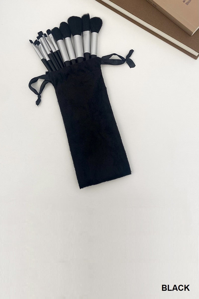 Makeup Brush Set - Black | DOORBUSTER