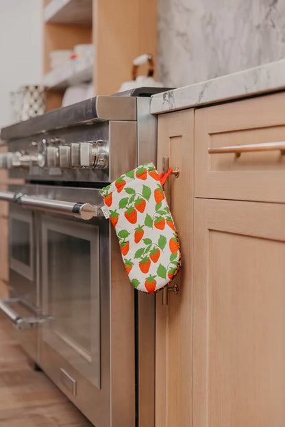 Crae Home: Berries and Cherries Oven Mitt