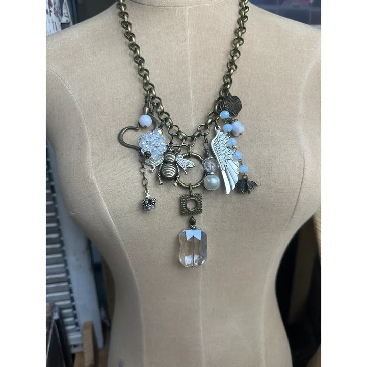 Gypsy Junk Original - Queen Bee Neck